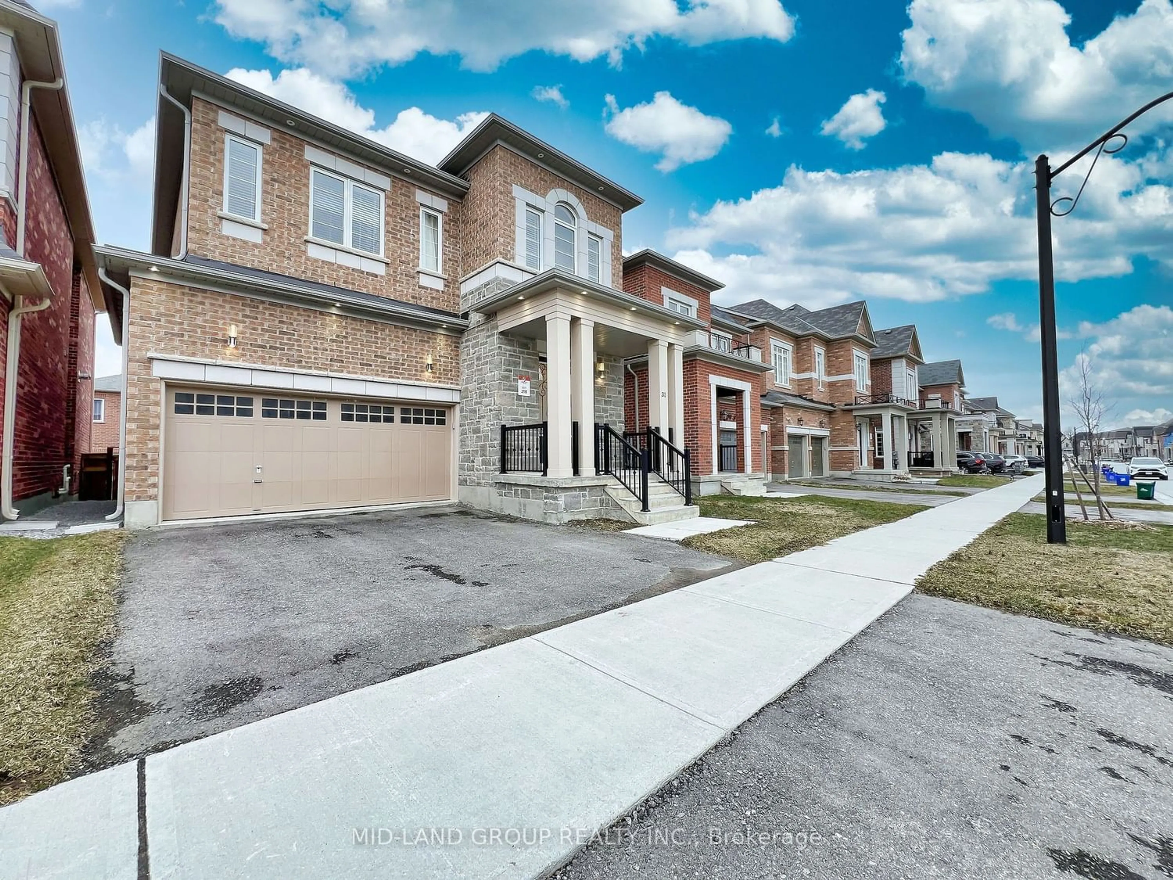 A pic from exterior of the house or condo for 31 Planet St, Richmond Hill Ontario L4C 4Y3