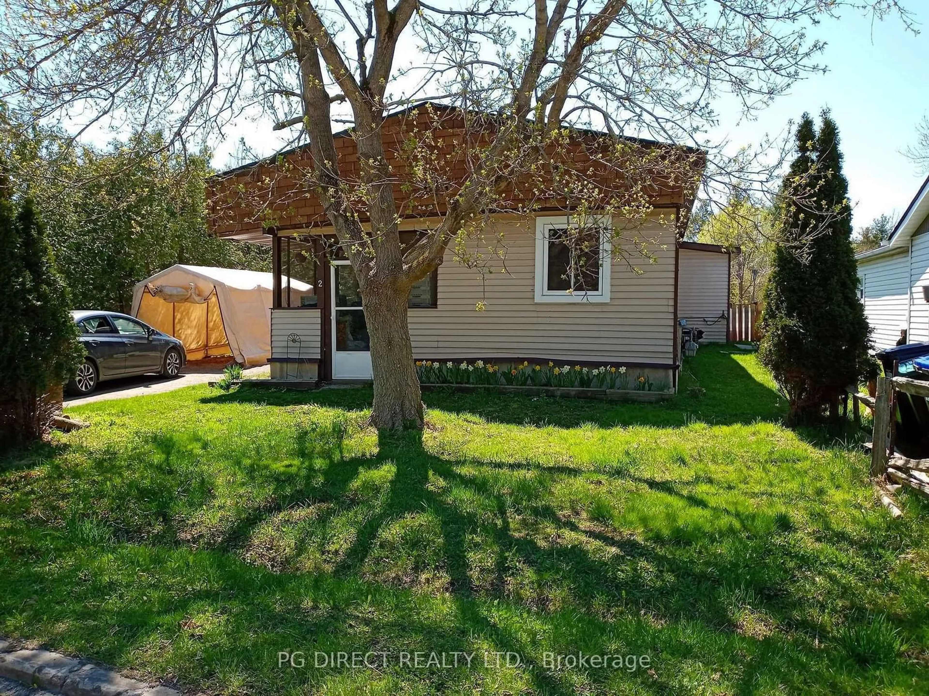 Frontside or backside of a home for 2 Shamrock Cres, Essa Ontario L0M 1B1