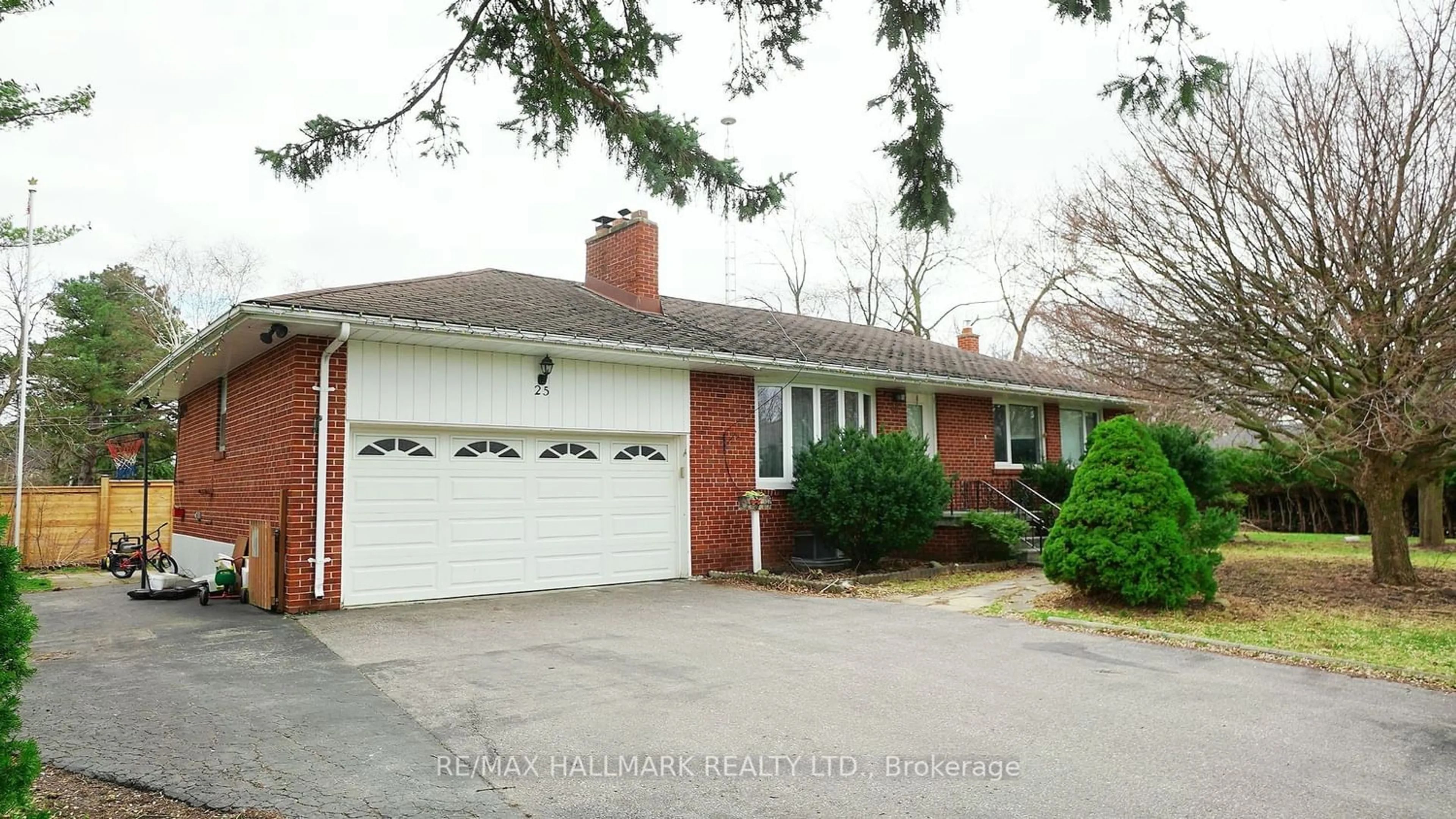 Frontside or backside of a home for 25 Honeybourne Cres, Markham Ontario L3P 1P4