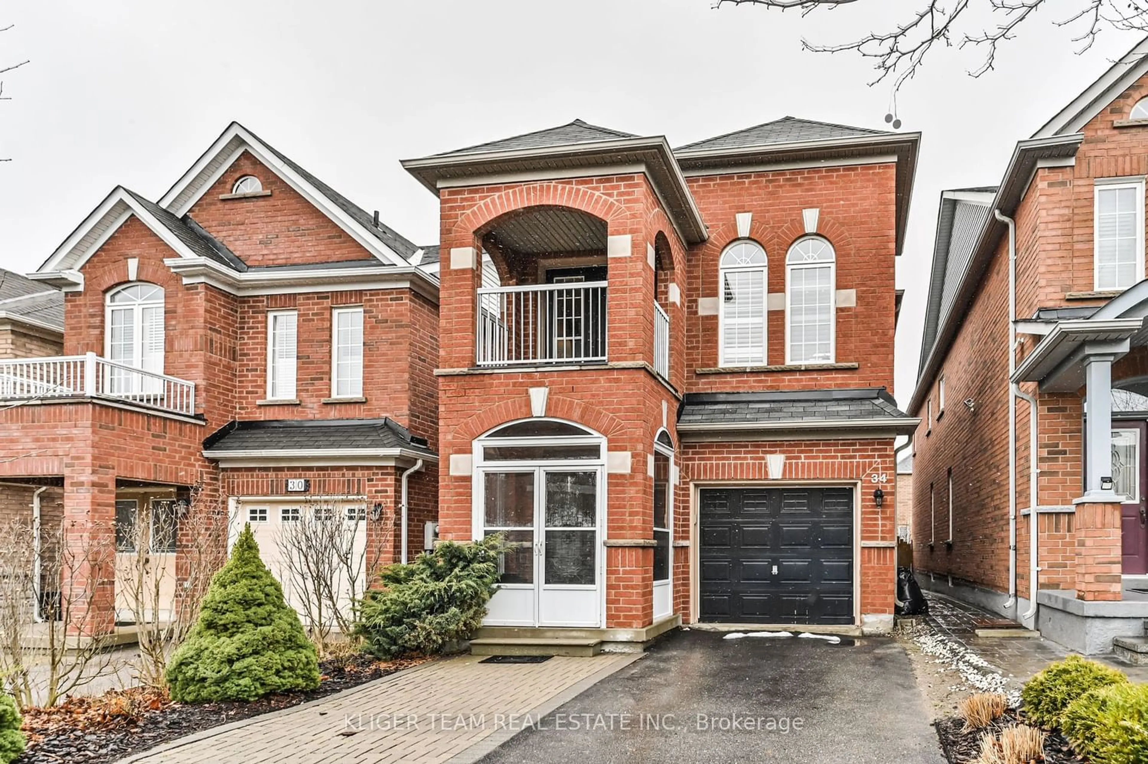 Home with brick exterior material for 34 Laramie Cres, Vaughan Ontario L6A 0P8