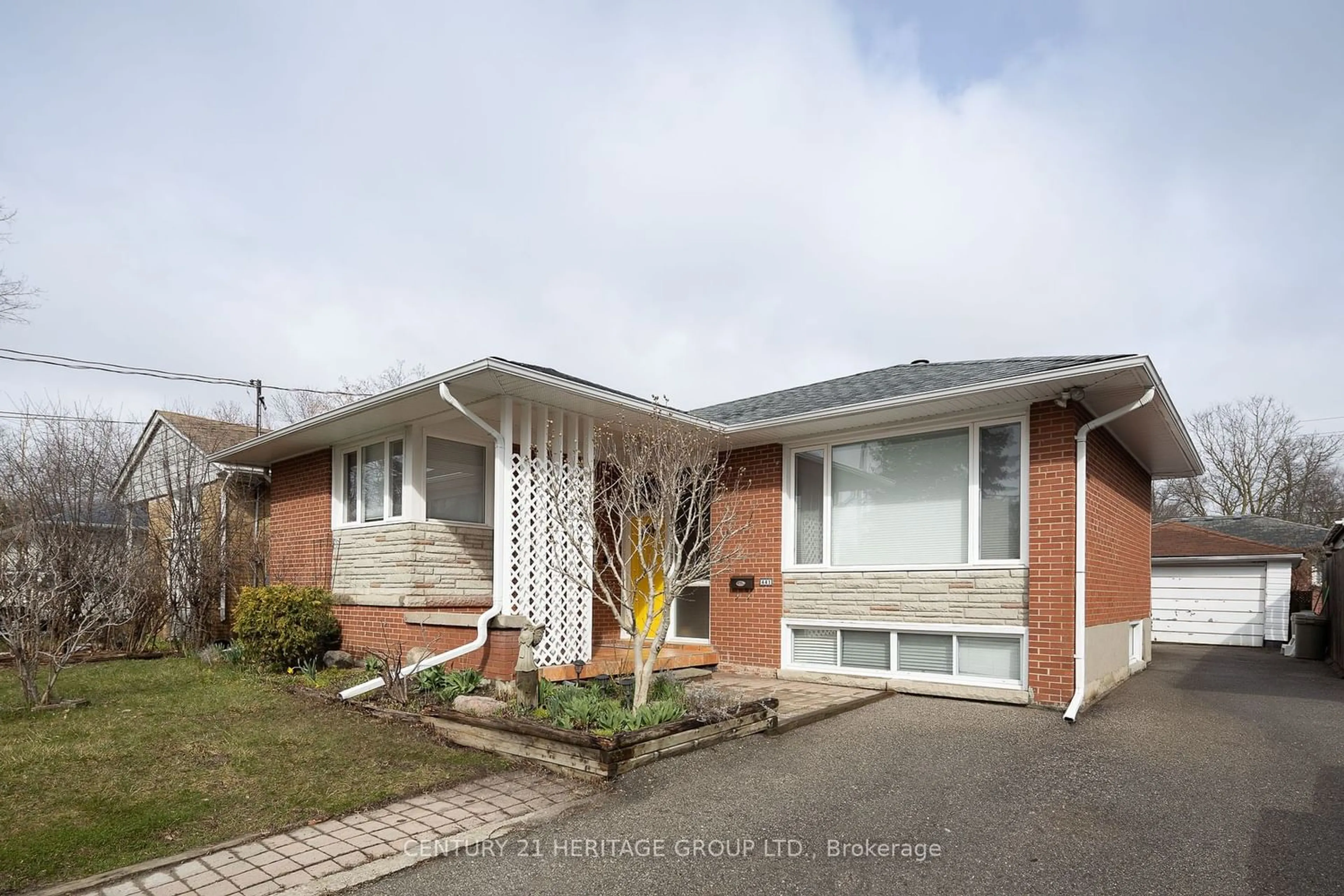 Frontside or backside of a home for 441 Osiris Dr, Richmond Hill Ontario L4C 2R1