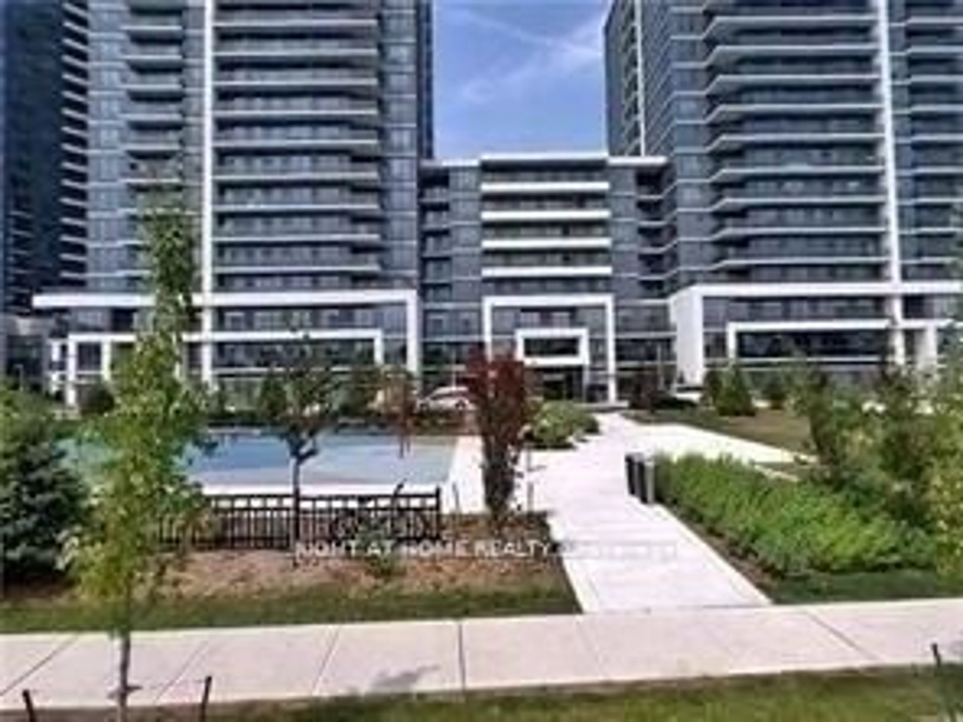 A pic from exterior of the house or condo for 7171 Yonge St #536, Markham Ontario L3T 0C5