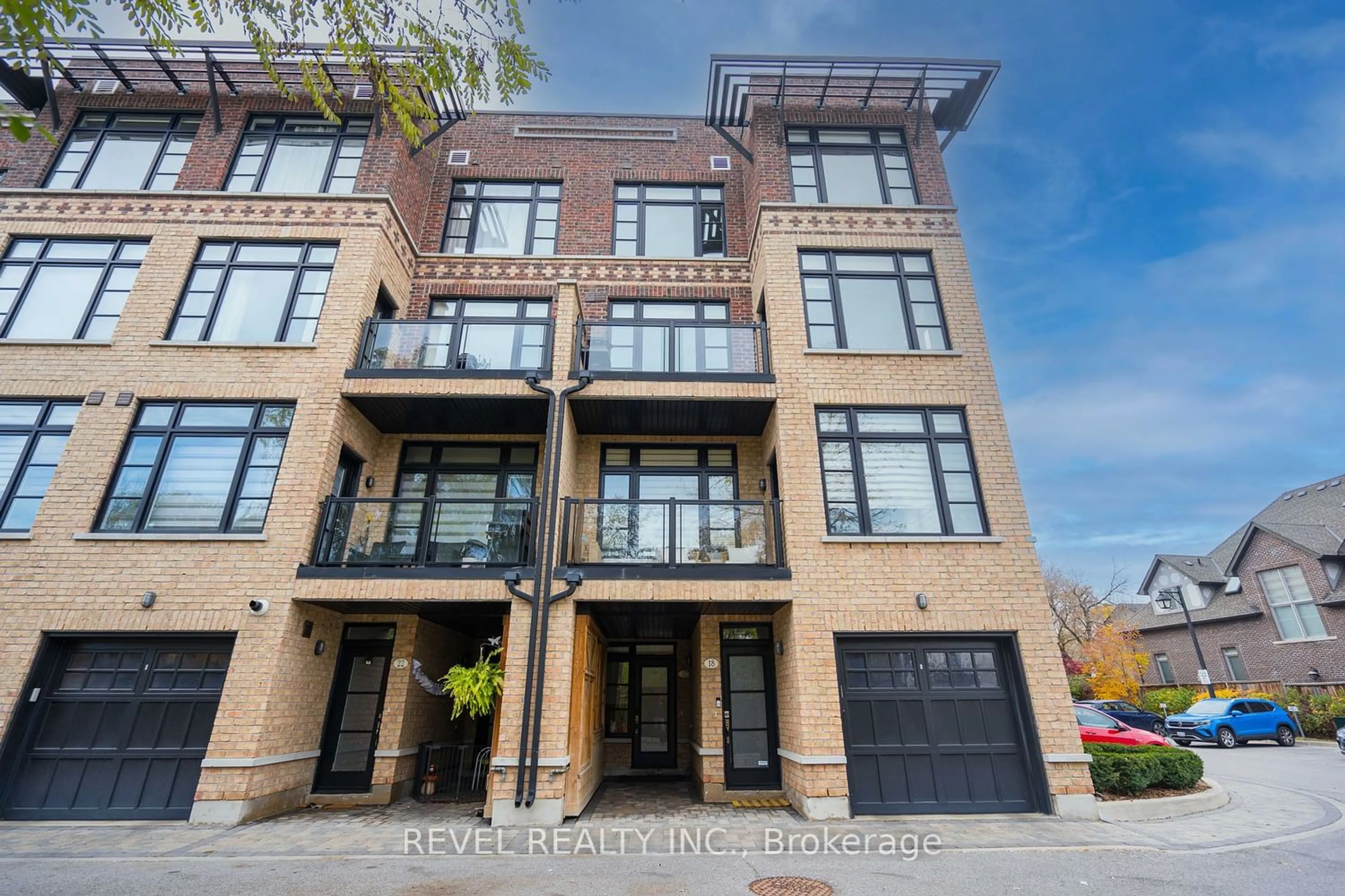 A pic from exterior of the house or condo for 8169 Kipling Ave #17, Vaughan Ontario L4L 0G4