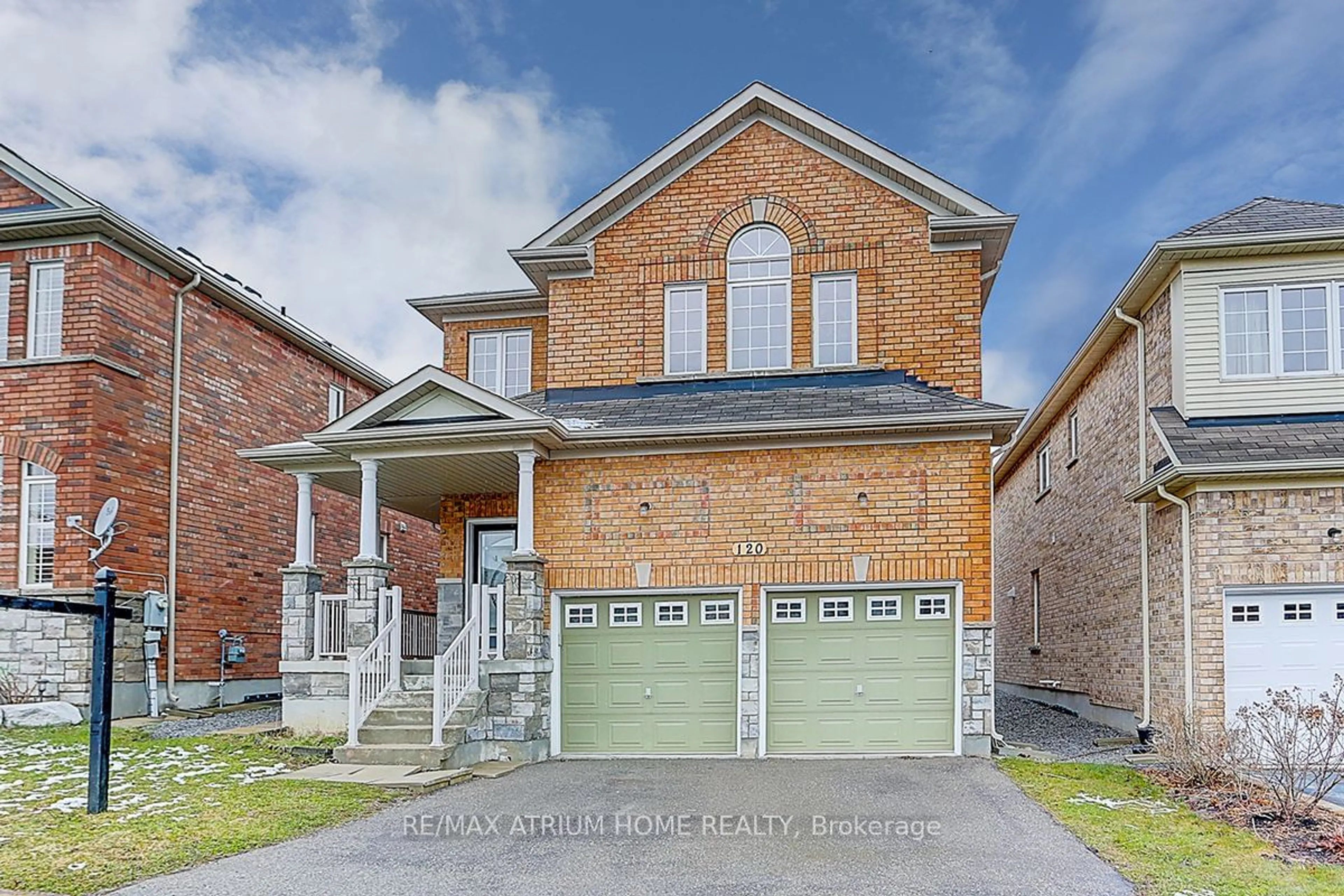 Frontside or backside of a home for 120 Aikenhead Ave, Richmond Hill Ontario L4S 0C5