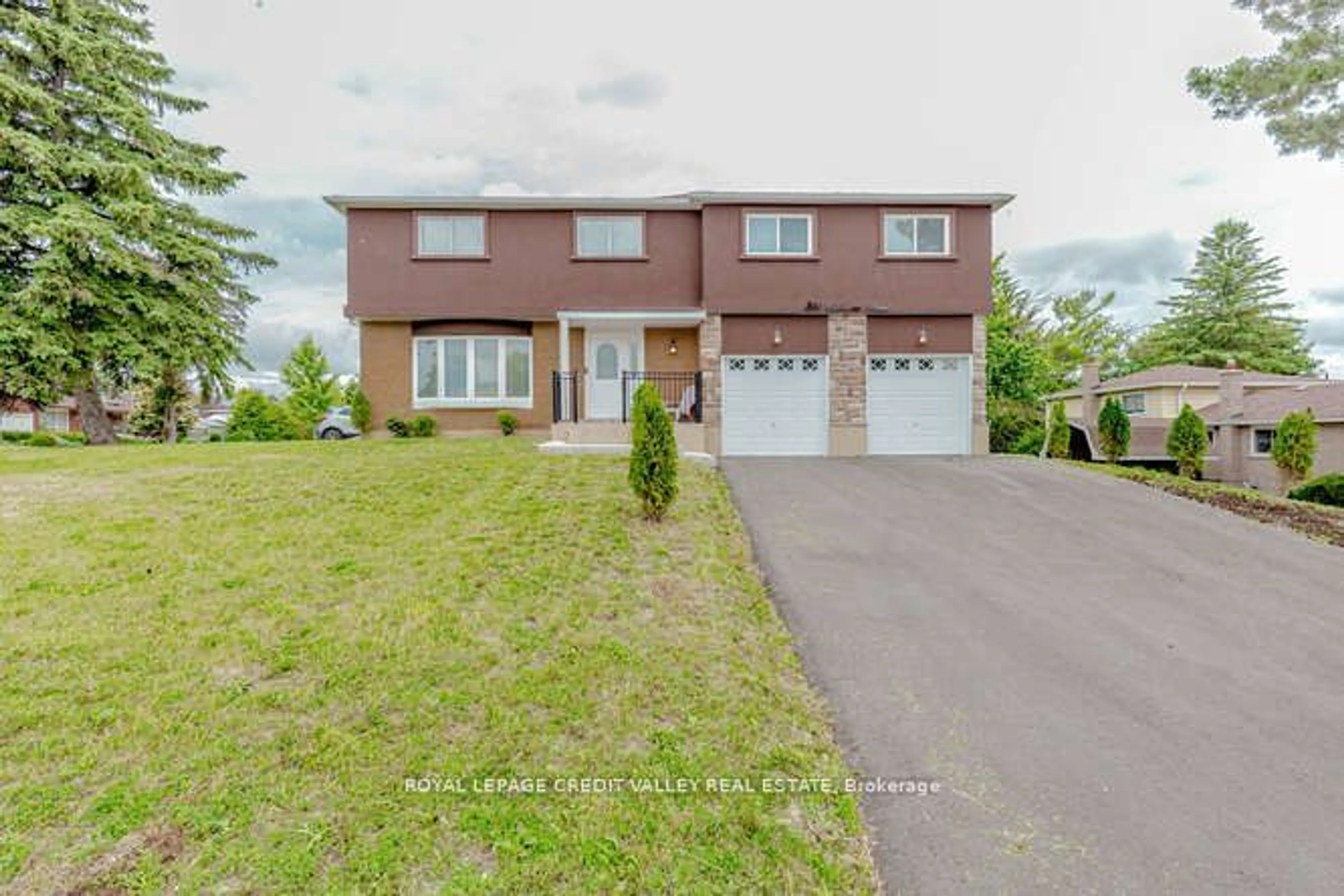 Frontside or backside of a home for 311 Colborne St, Bradford West Gwillimbury Ontario L3Z 1C7