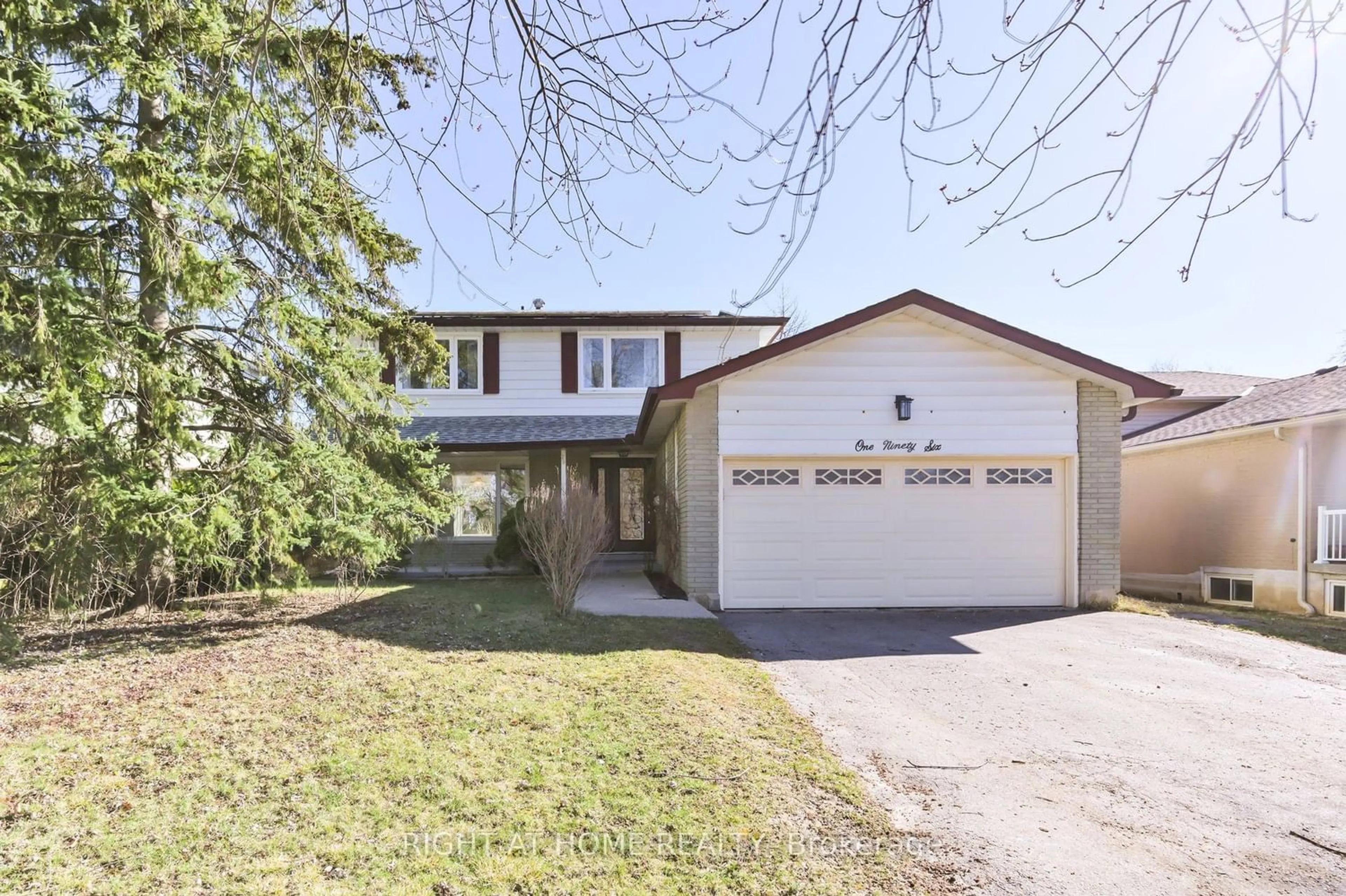 Frontside or backside of a home for 196 Romfield Crct, Markham Ontario L3T 3J1
