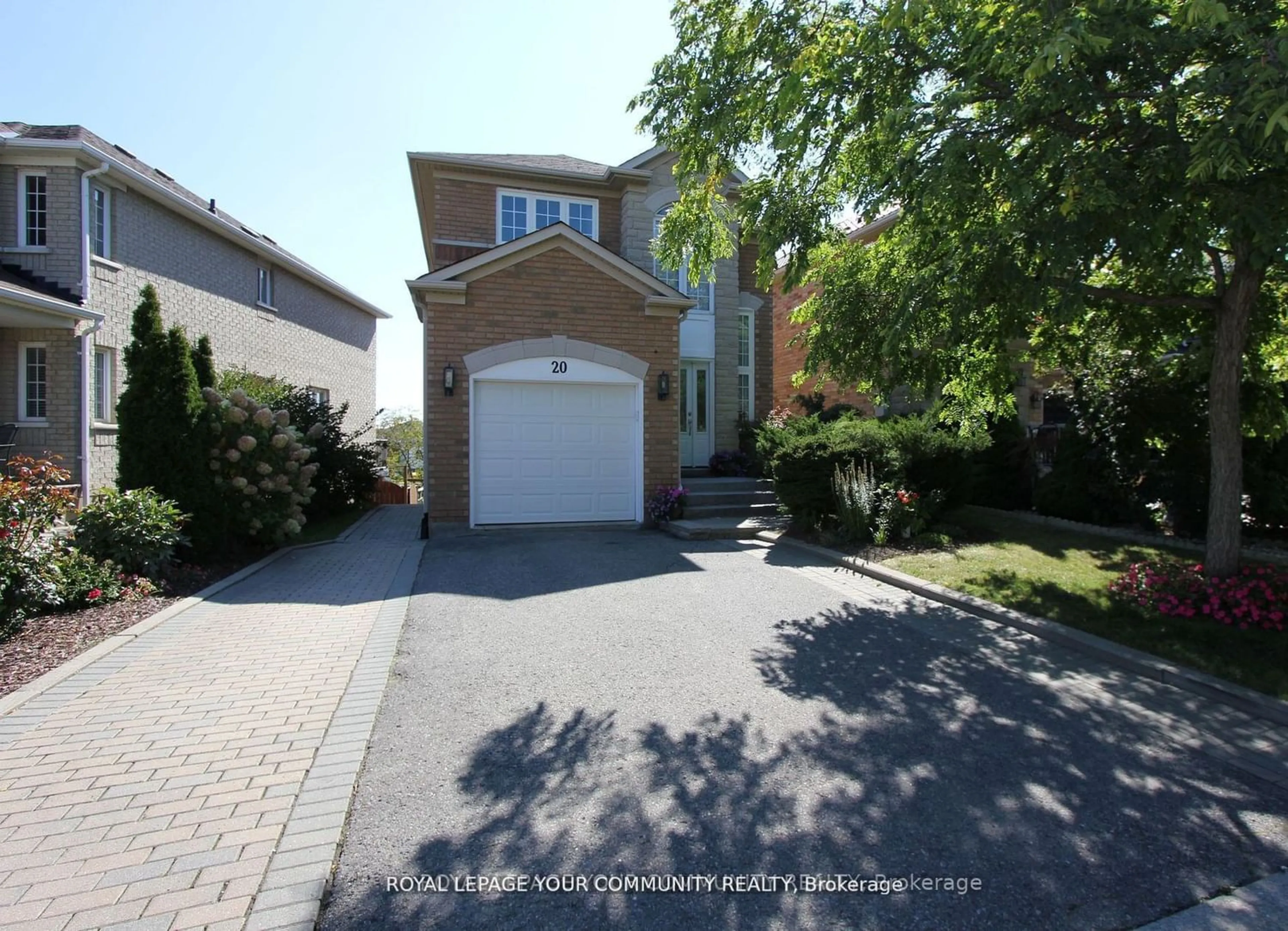 Frontside or backside of a home for 20 Bestview Cres, Vaughan Ontario L6A 3S8