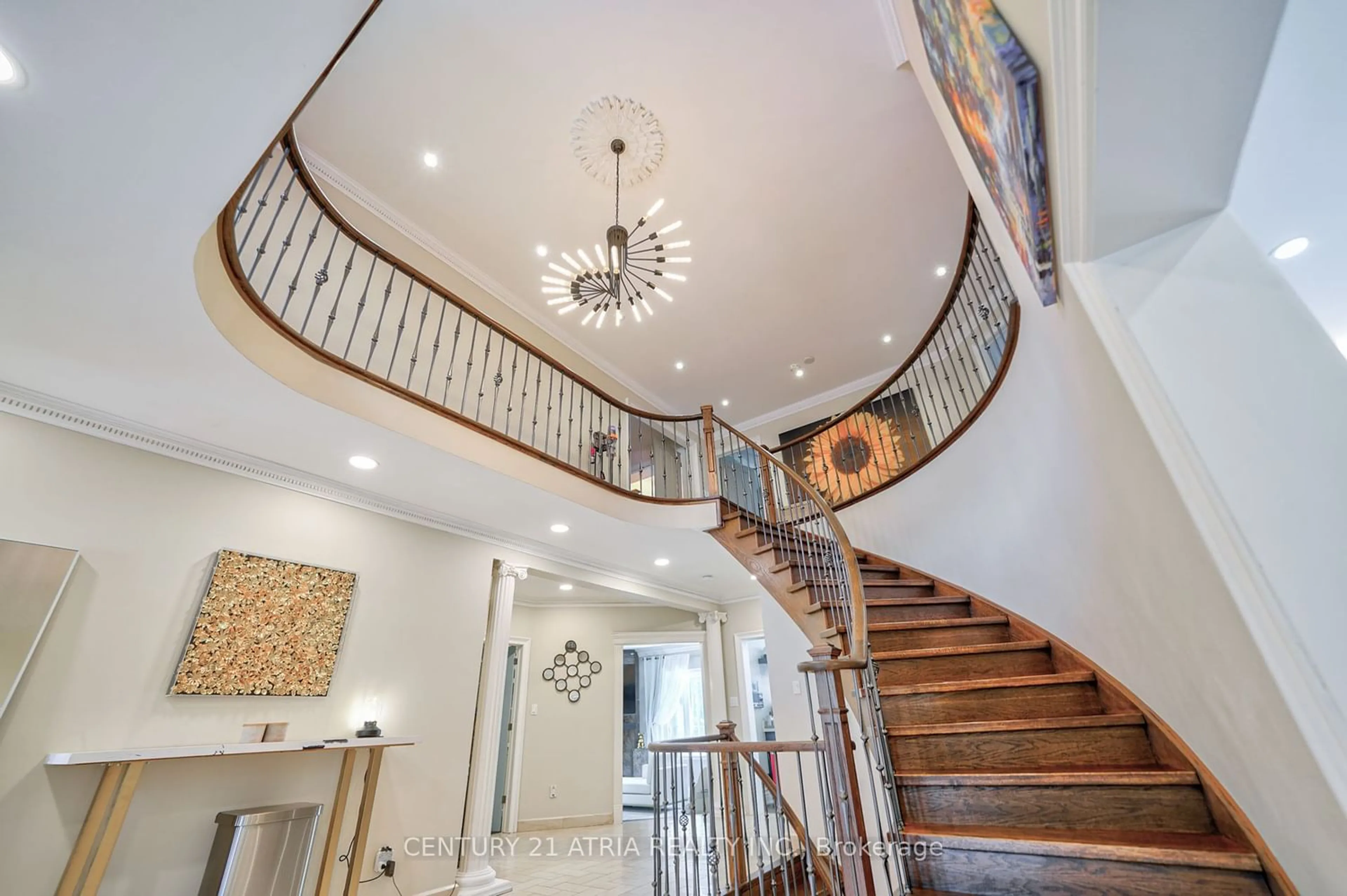 Stairs for 11 Mulberry Mews, Markham Ontario L3T 5V7