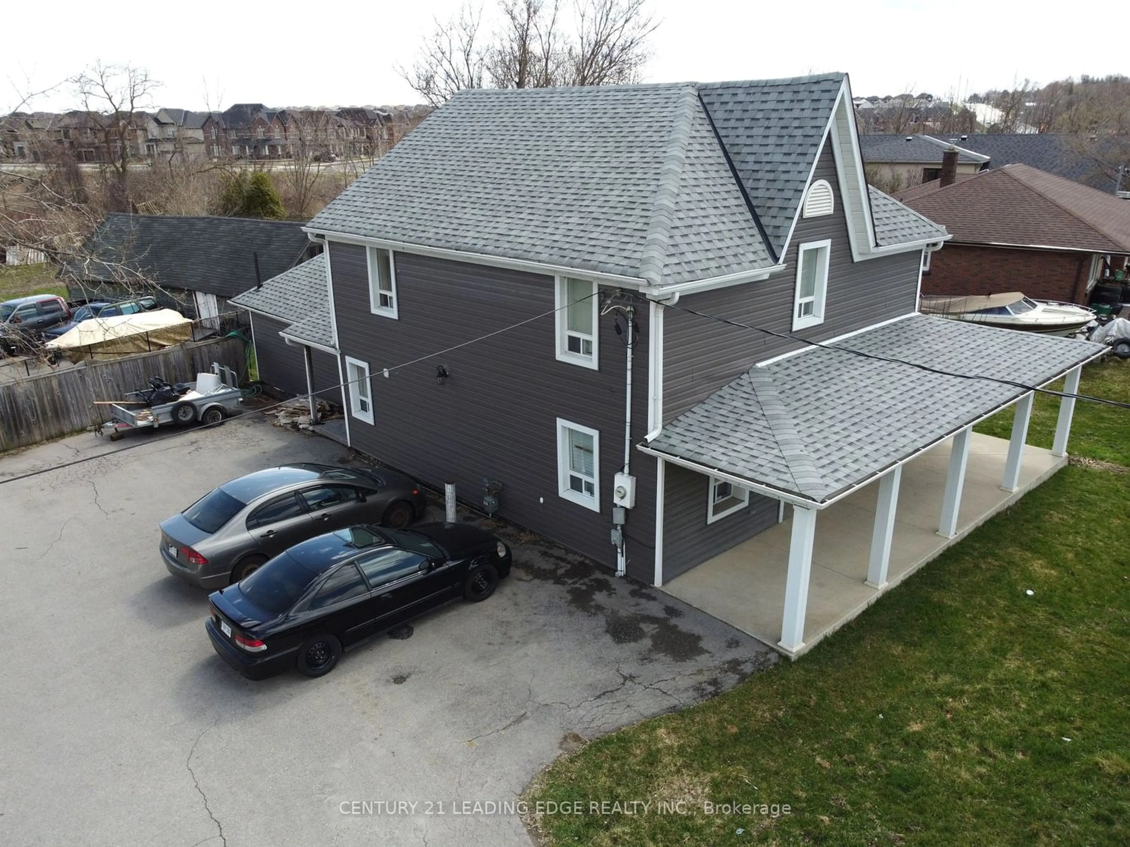 Frontside or backside of a home for 539 The Queensway South, Georgina Ontario L4P 2E7