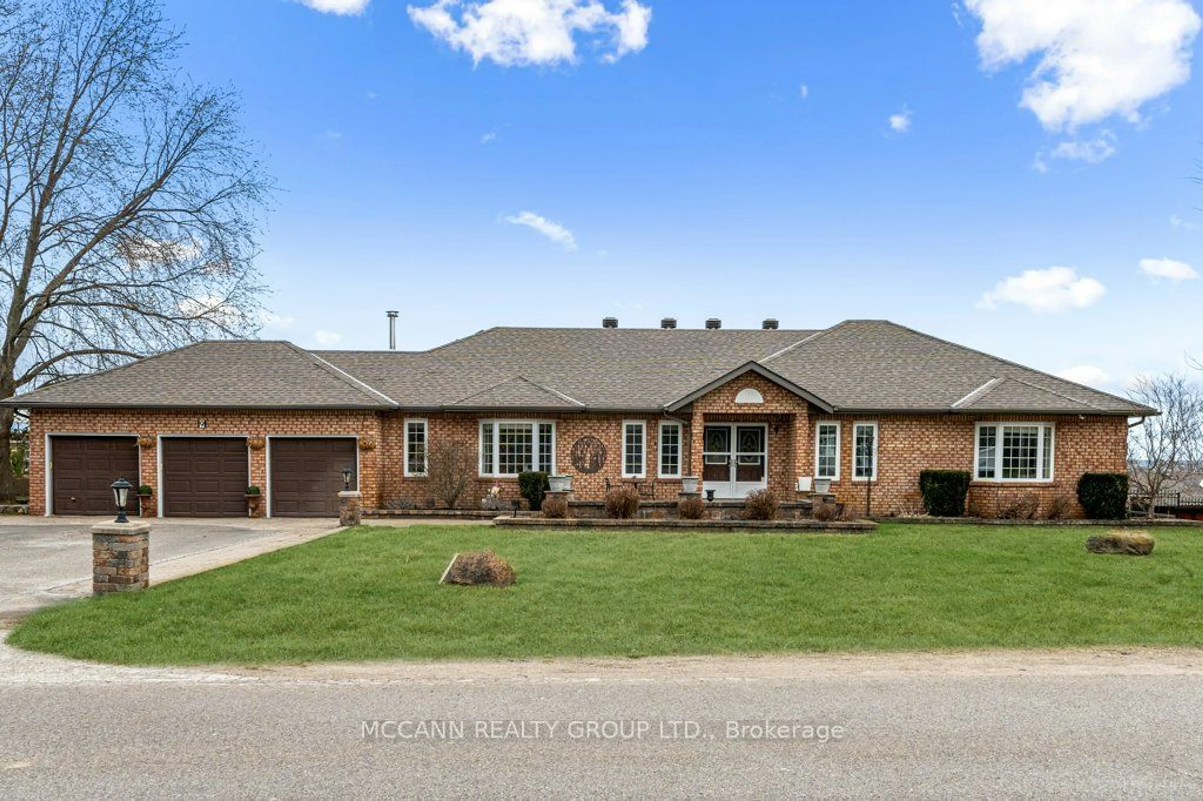 Home with brick exterior material for 9 Brownlee Dr, Bradford West Gwillimbury Ontario L3Z 2K4