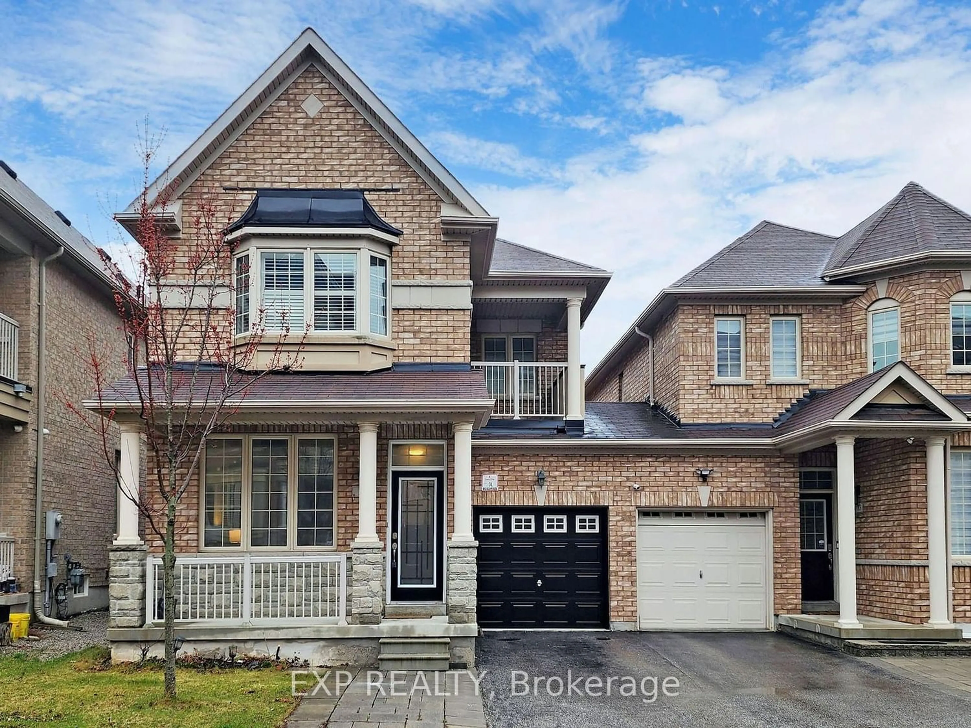 Home with brick exterior material for 31 Tufo Ave, Markham Ontario L6C 0H8