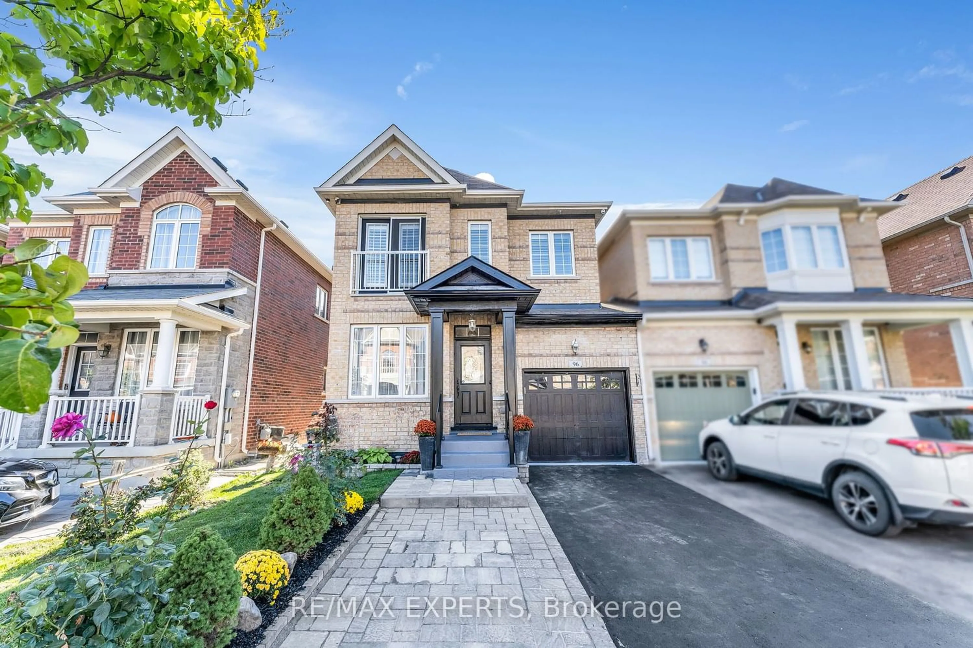 Home with brick exterior material for 96 Pelee Ave, Vaughan Ontario L4H 3Z2