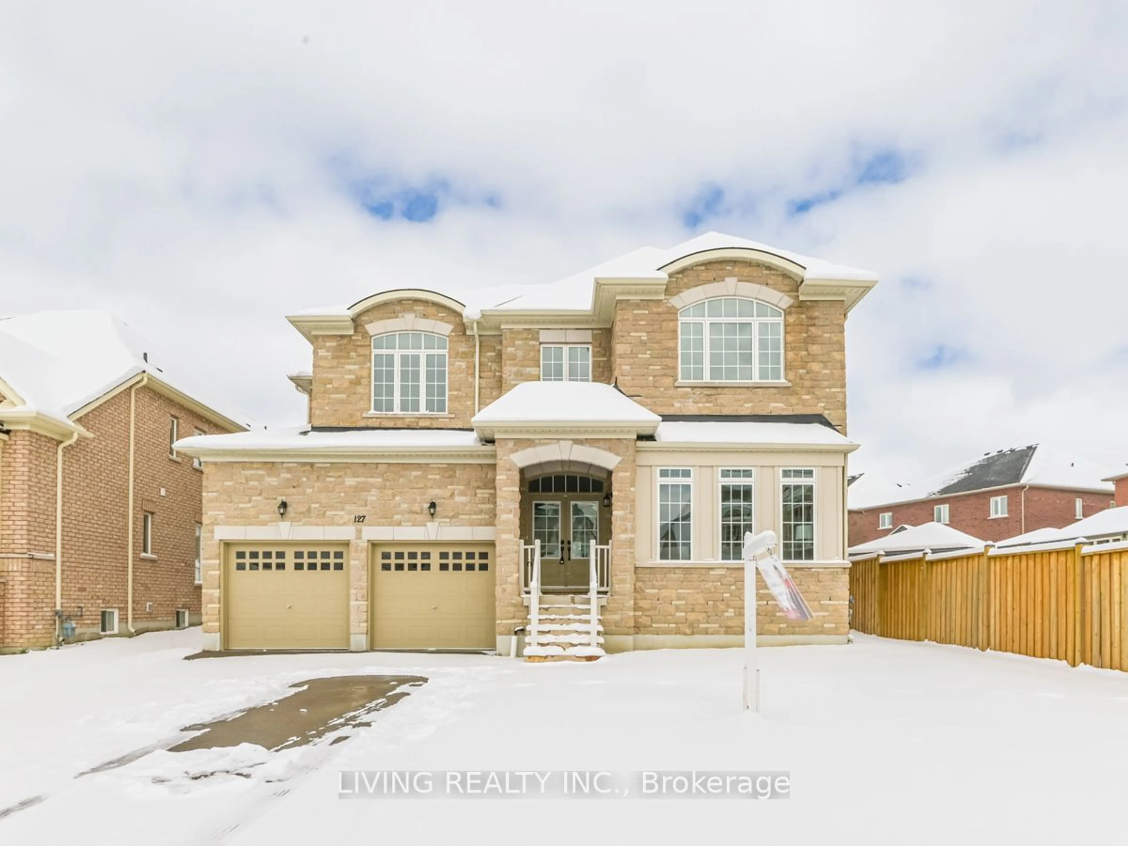 Frontside or backside of a home for 127 Copeland Cres, Innisfil Ontario L0L 1L0