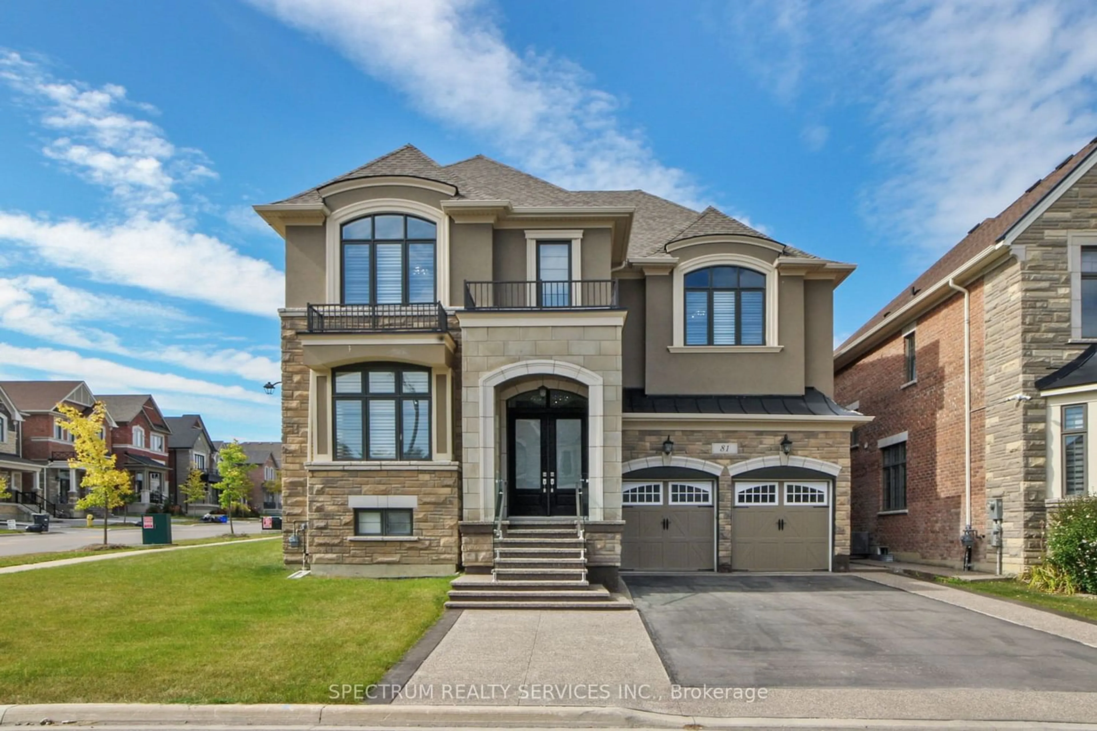 Home with brick exterior material for 81 Ridgepoint Rd, Vaughan Ontario L4H 4T3