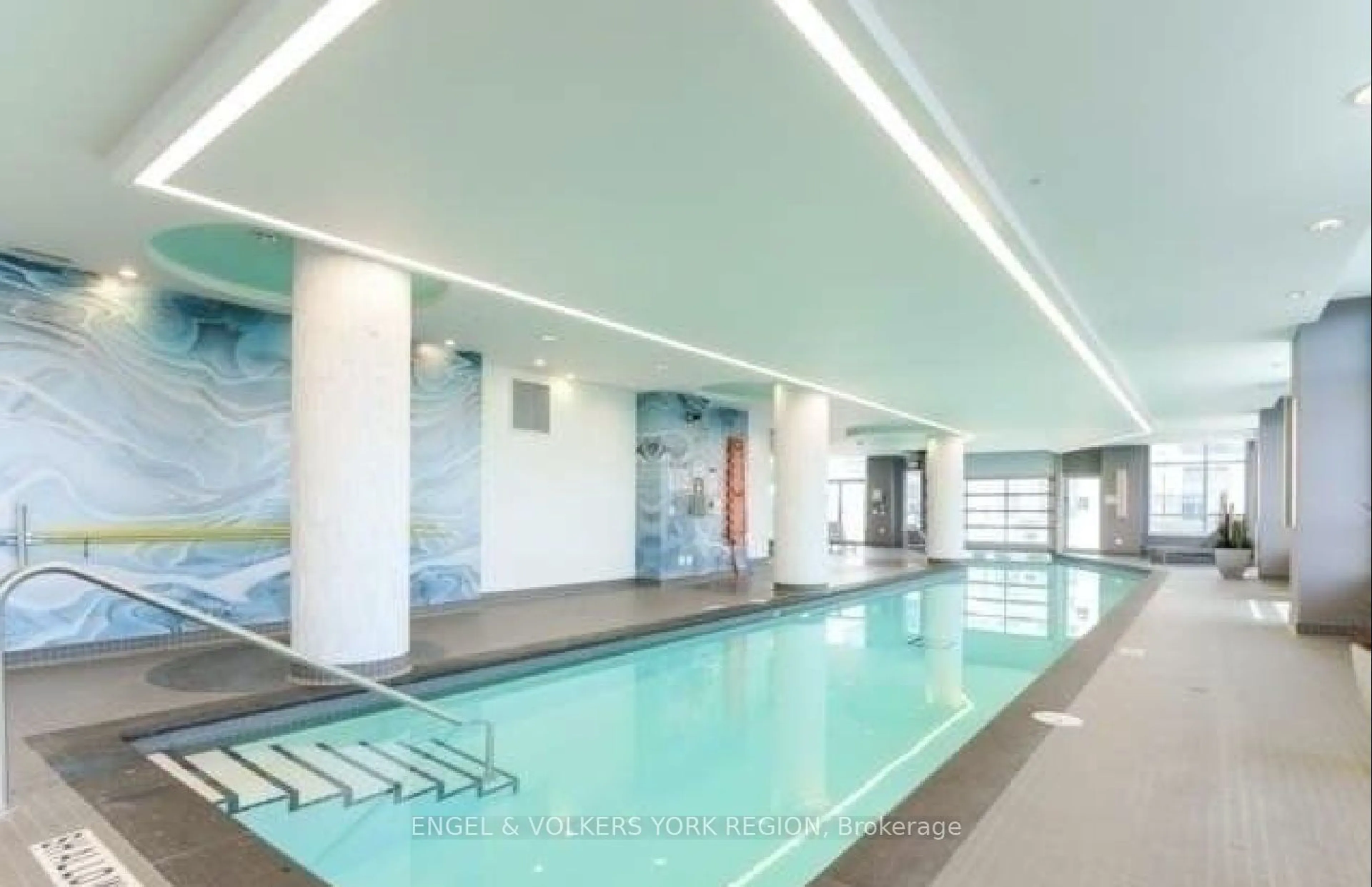 Indoor or outdoor pool for 9199 Yonge St #517, Richmond Hill Ontario L4C 1H2