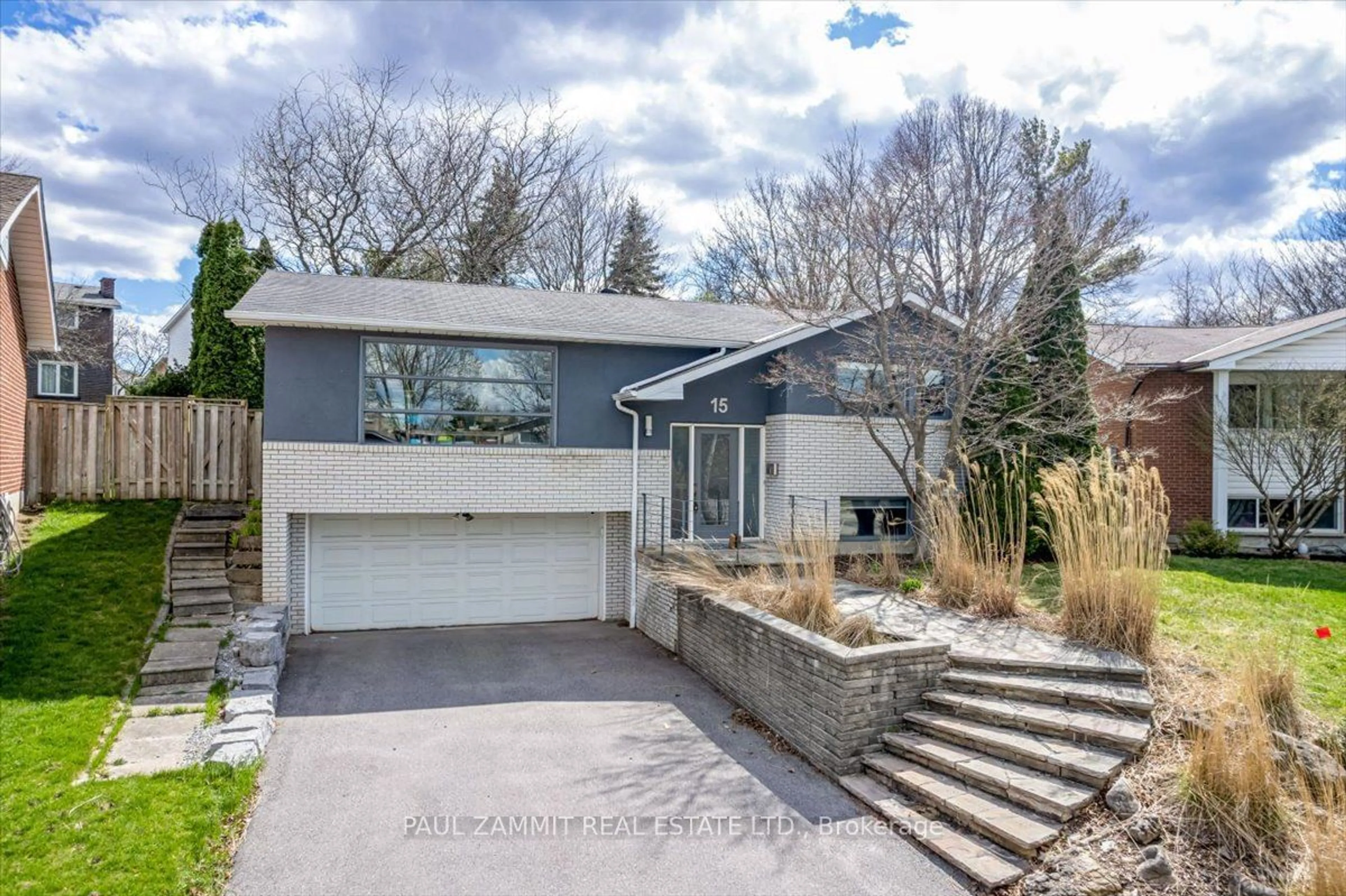 Frontside or backside of a home for 15 Roman Rd, Markham Ontario L3T 4J8