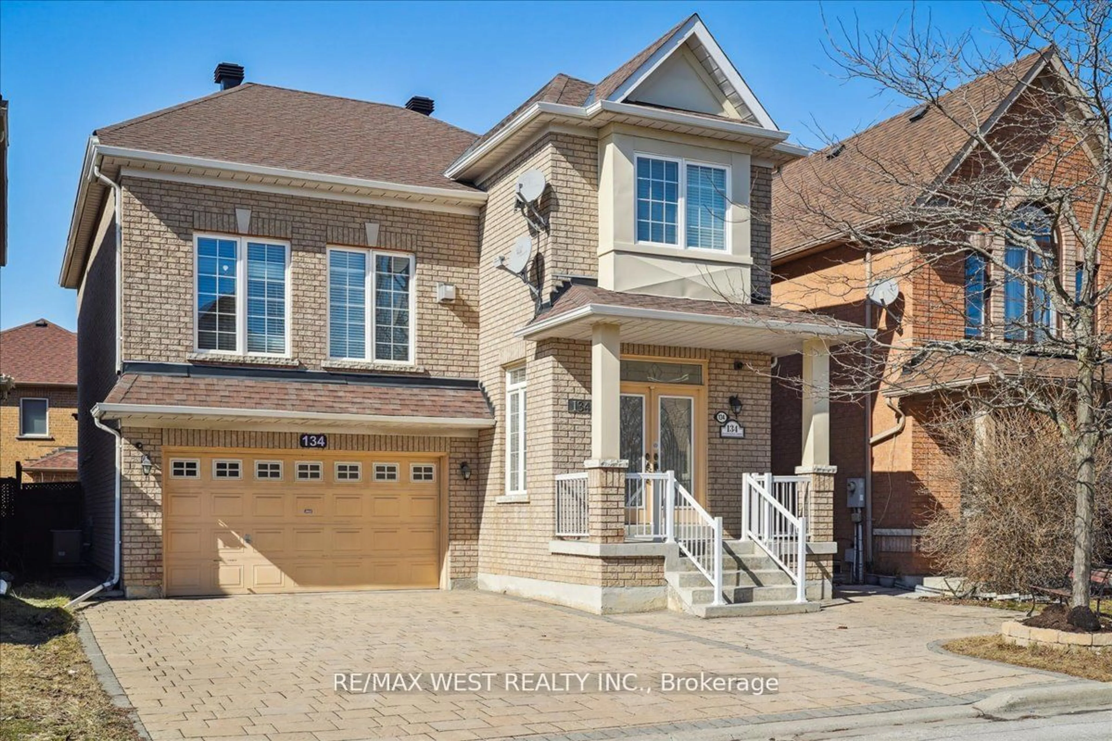 Home with brick exterior material for 134 Huntingfield St, Vaughan Ontario L4K 5S5