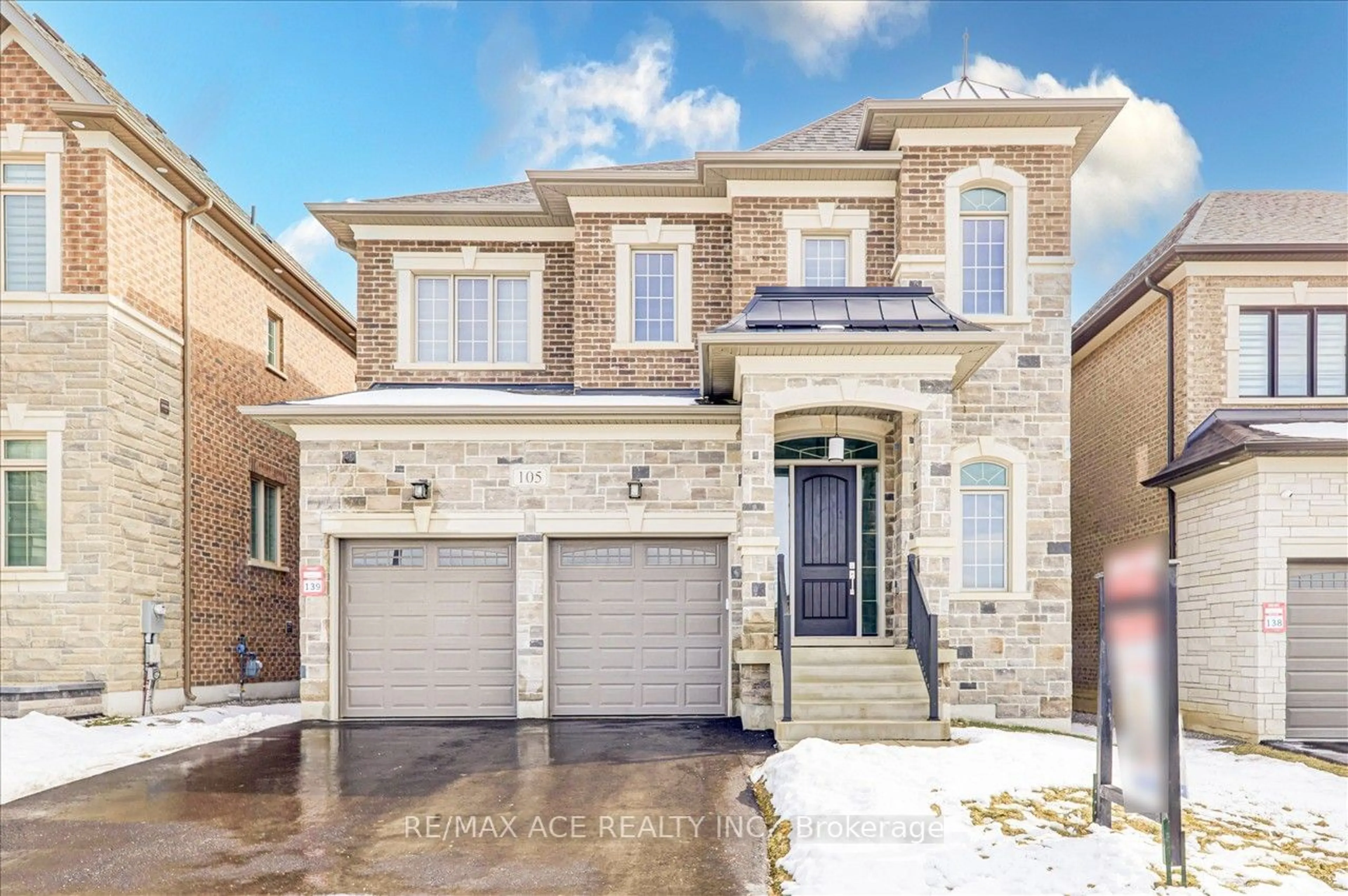 Home with brick exterior material for 105 Brant Dr, Vaughan Ontario L3L 0E8