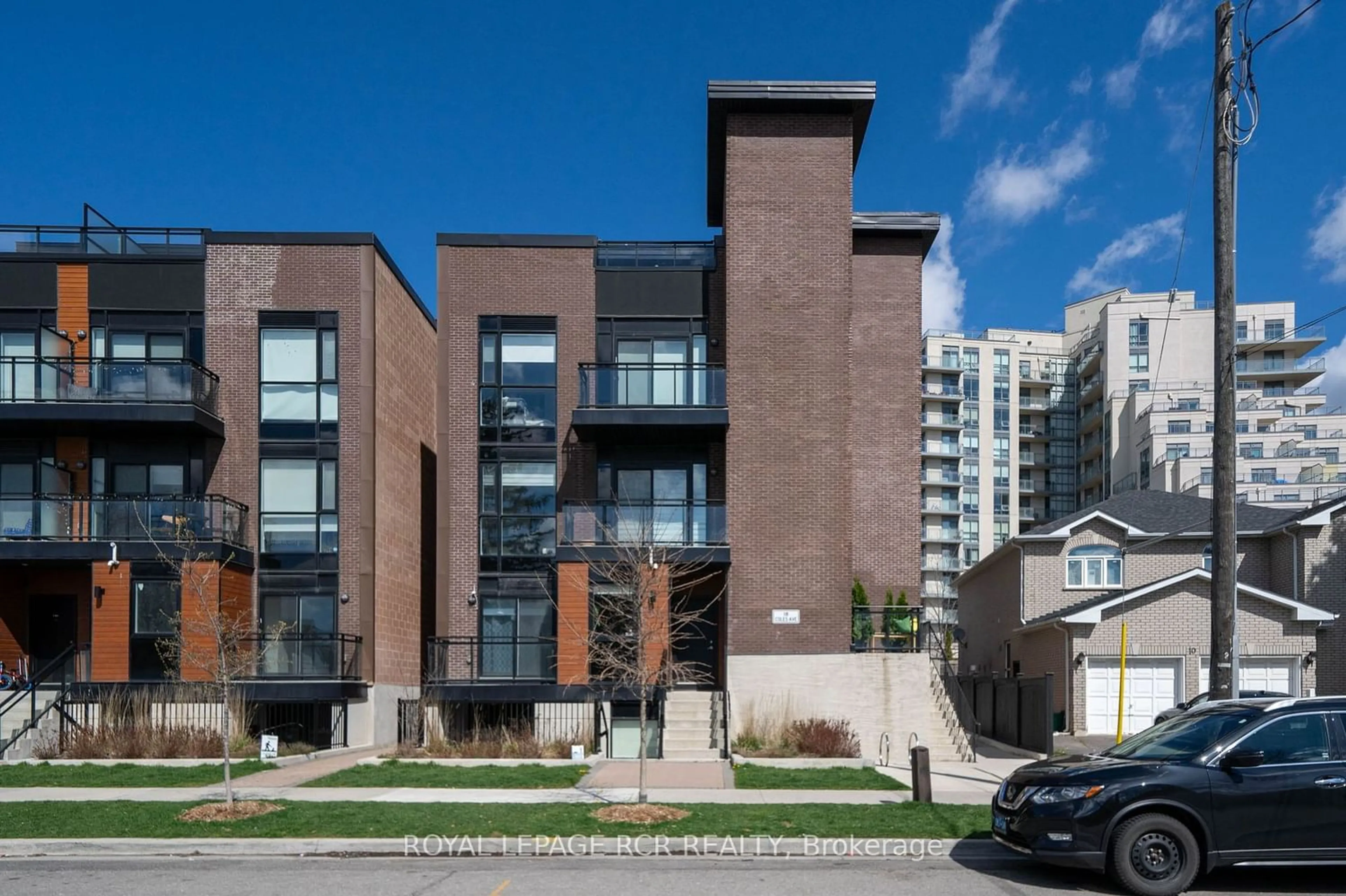A pic from exterior of the house or condo for 18 Coles Ave #603, Vaughan Ontario L4L 1L9