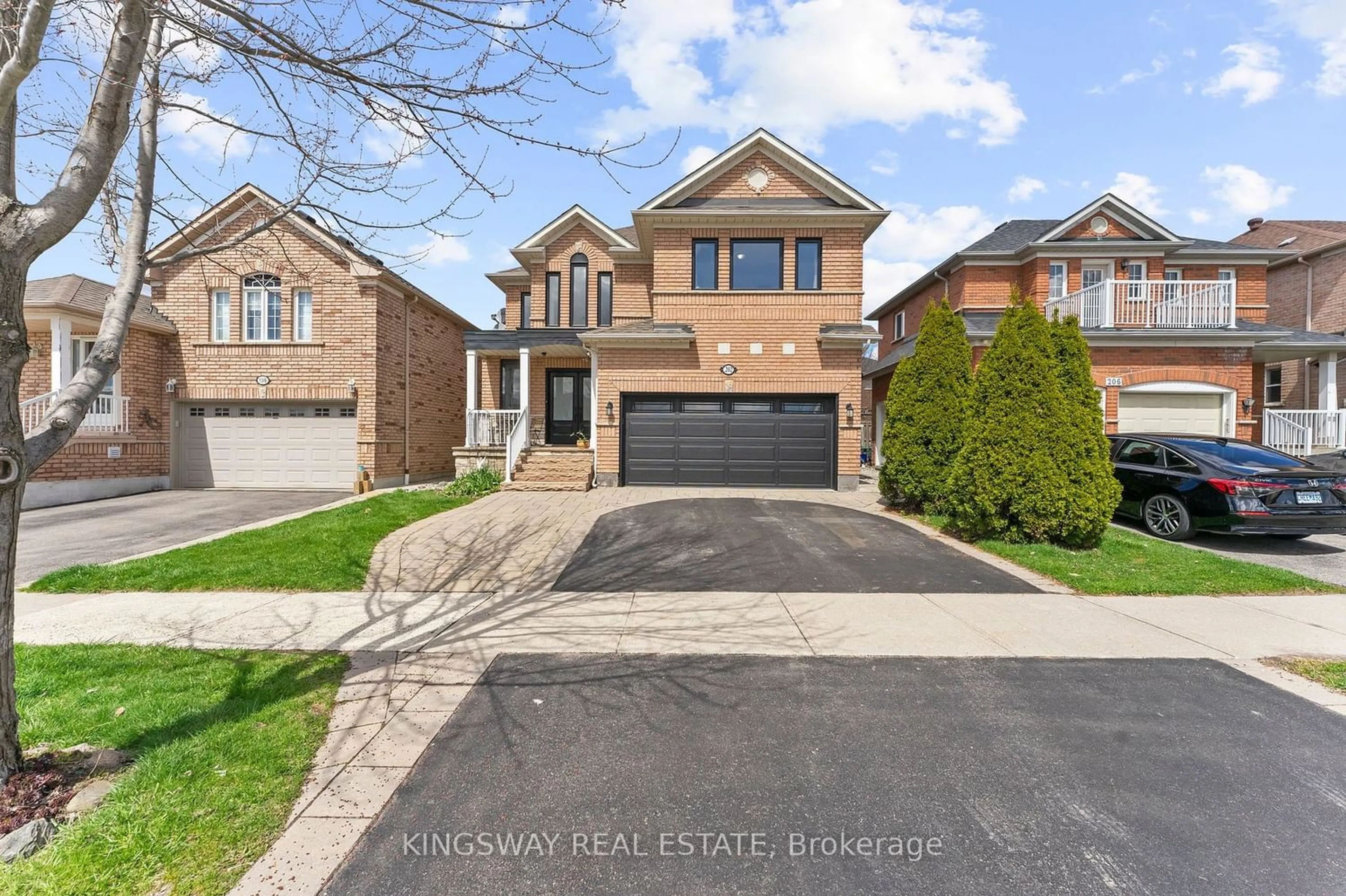 Frontside or backside of a home for 202 Drummond Dr, Vaughan Ontario L6A 3E2