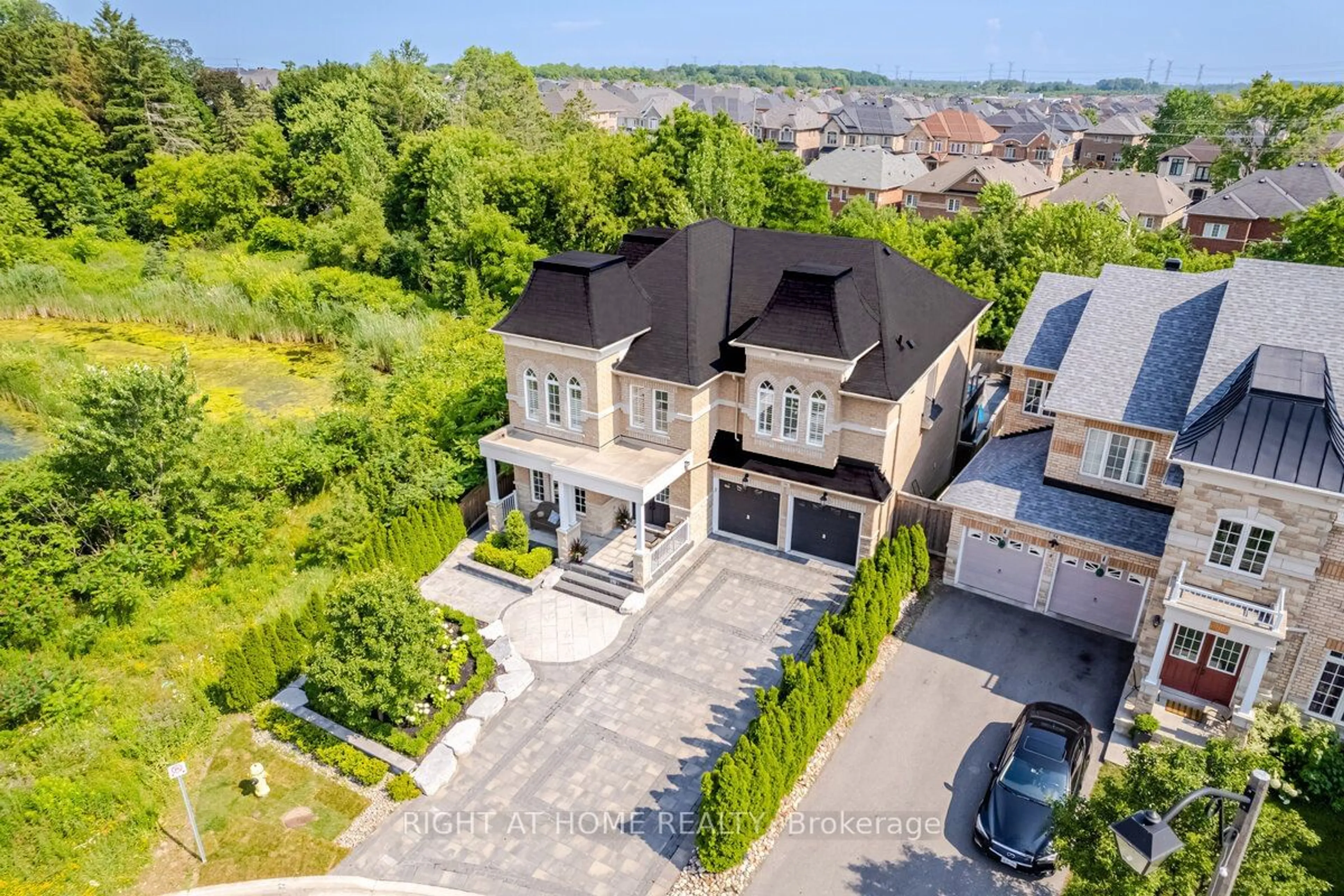Frontside or backside of a home for 56 Pagnello Crt, Markham Ontario L6B 0T3