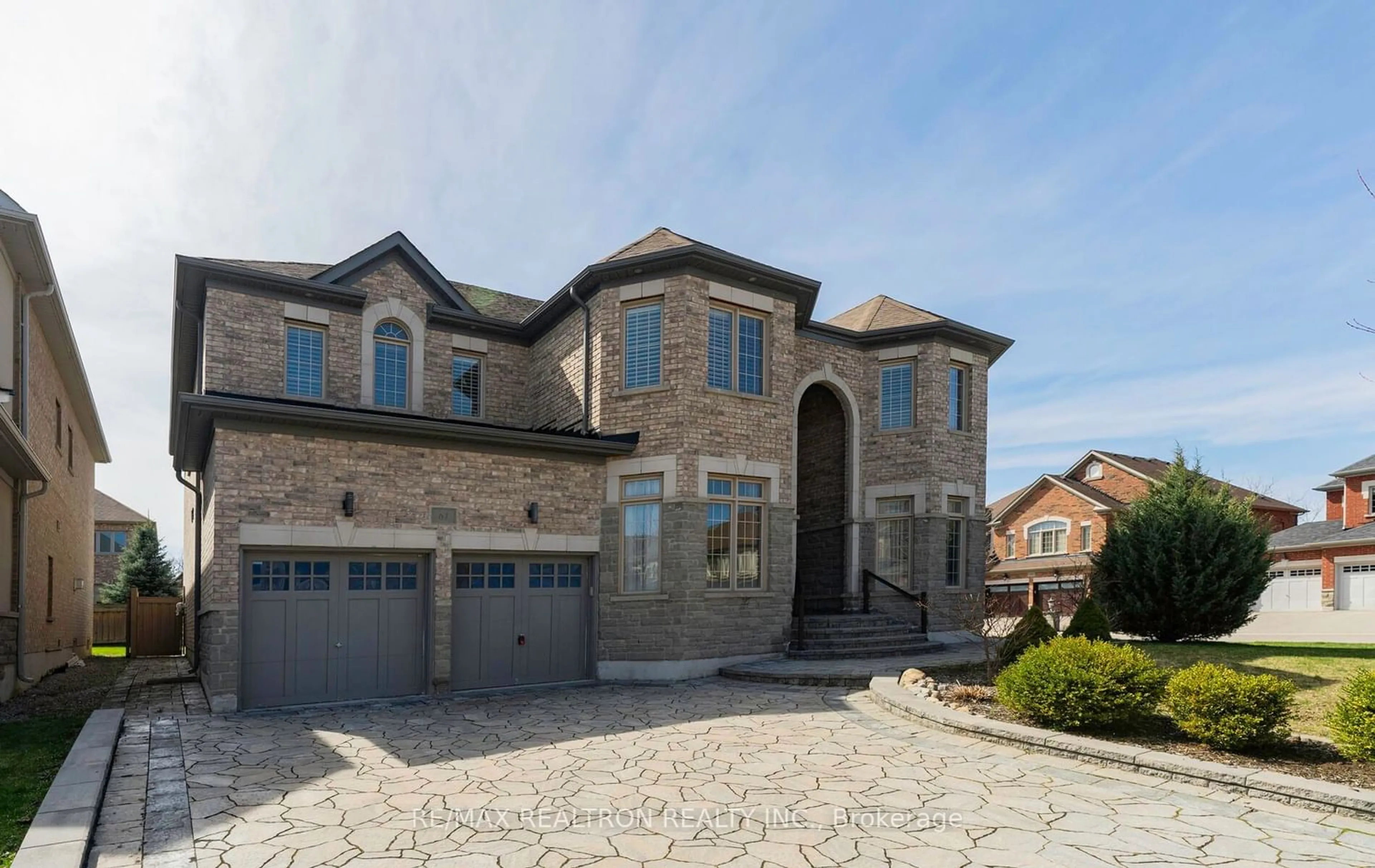 Home with brick exterior material for 61 Stratheden Lane, Vaughan Ontario L6A 4J9