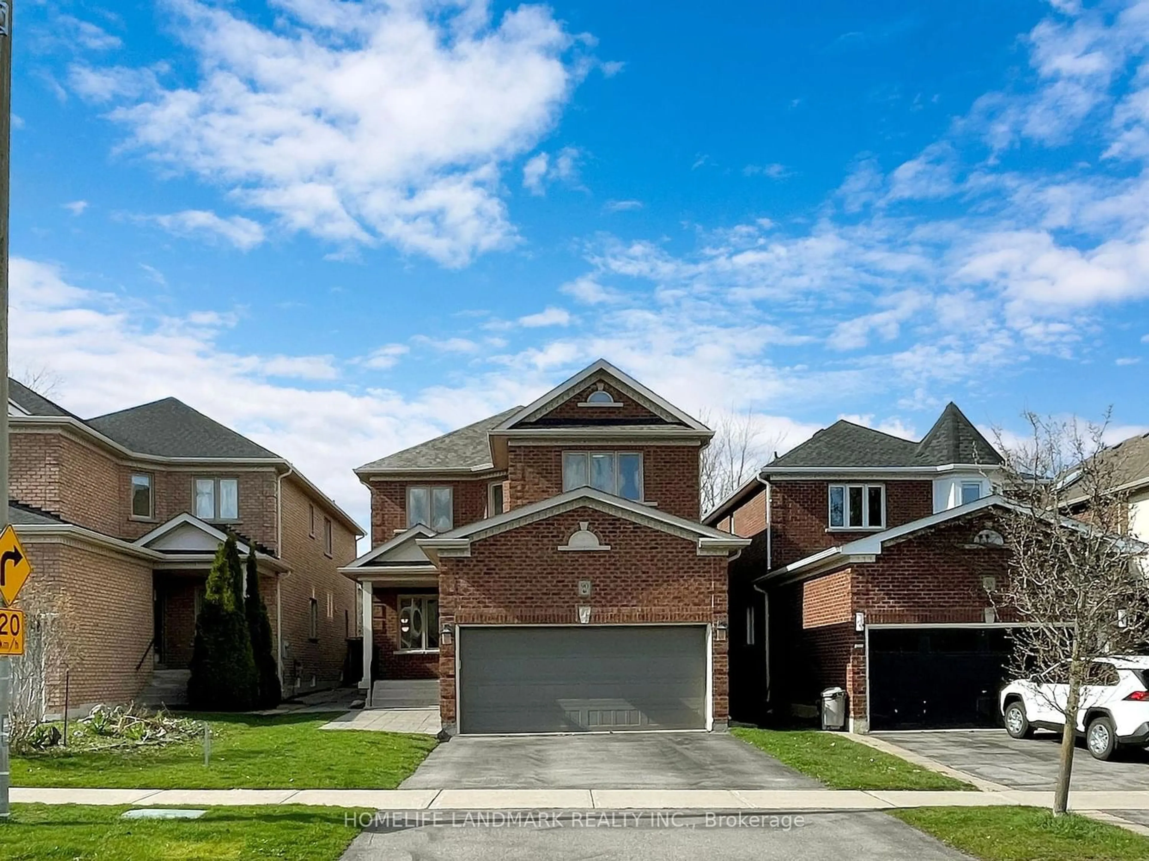 Frontside or backside of a home for 90 Eagle Peak Dr, Richmond Hill Ontario L4S 2W2