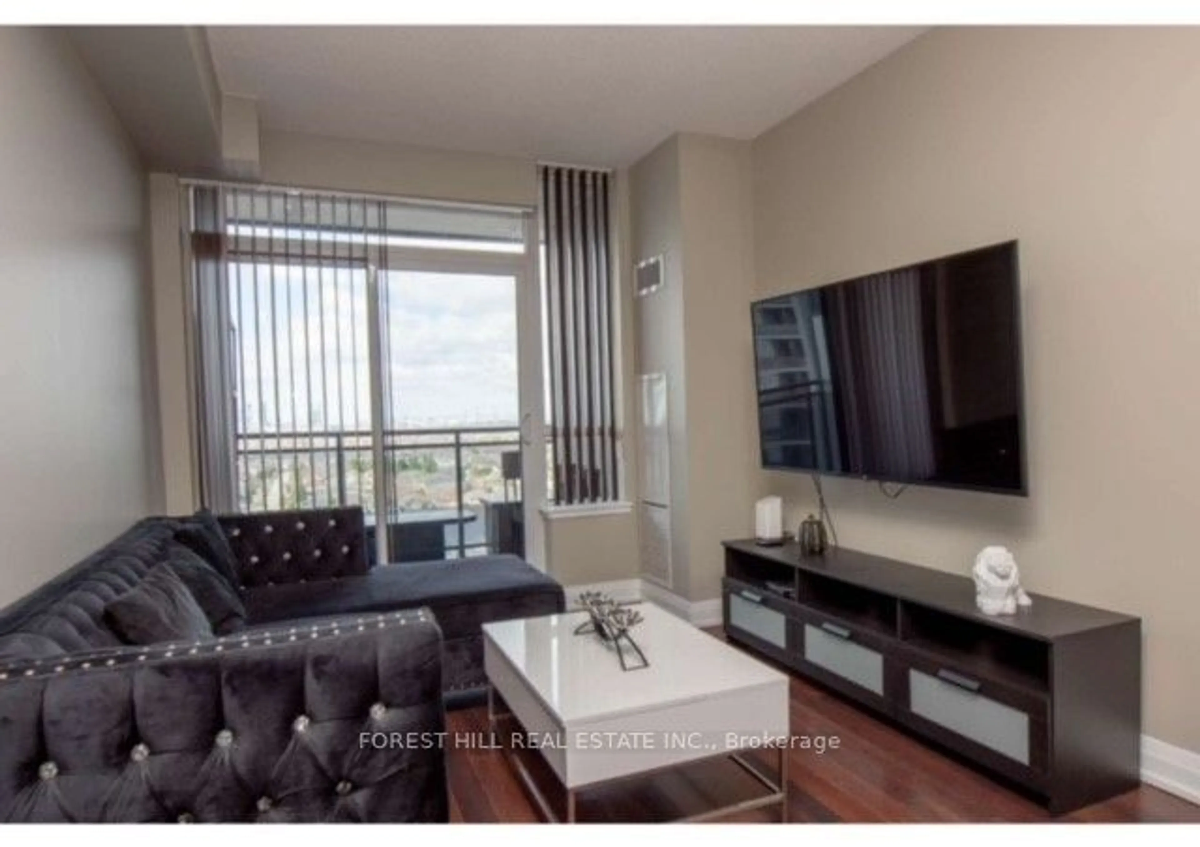 Living room for 75 North Park Rd #1410, Vaughan Ontario L4J 0H8
