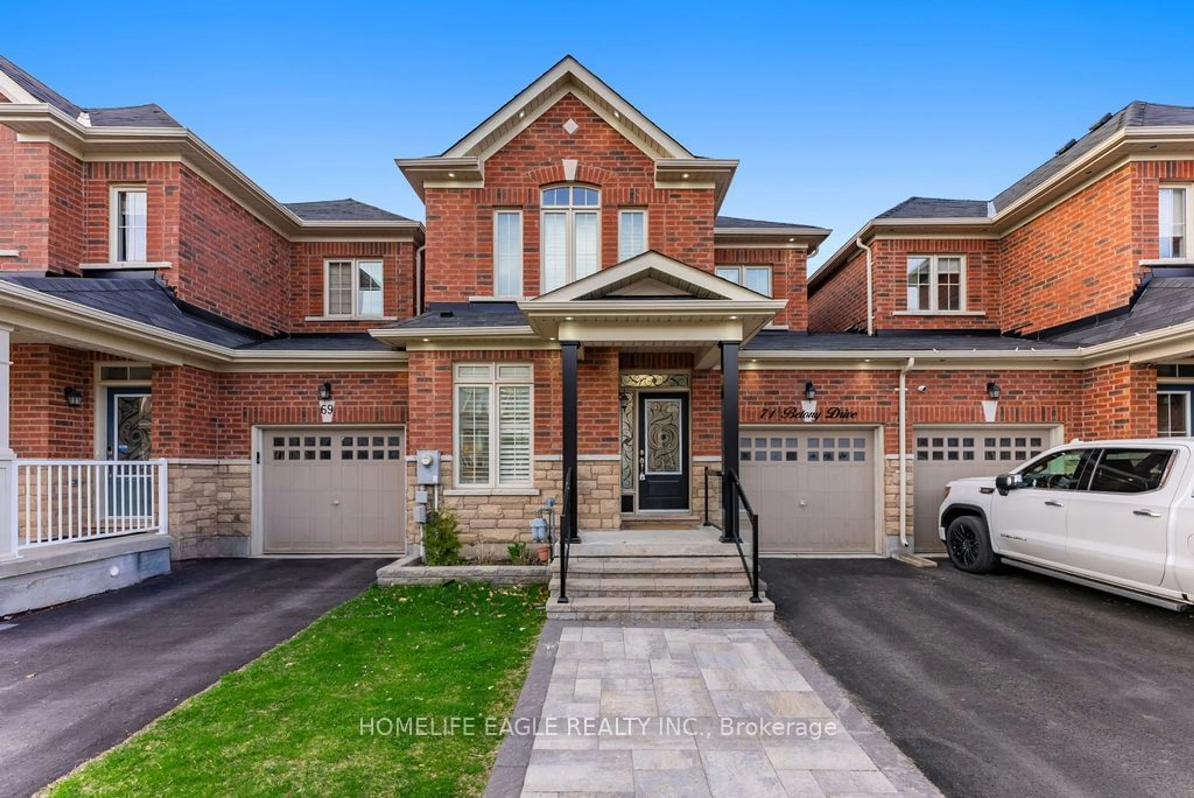 Home with brick exterior material for 71 Betony Dr, Richmond Hill Ontario L4E 0V6