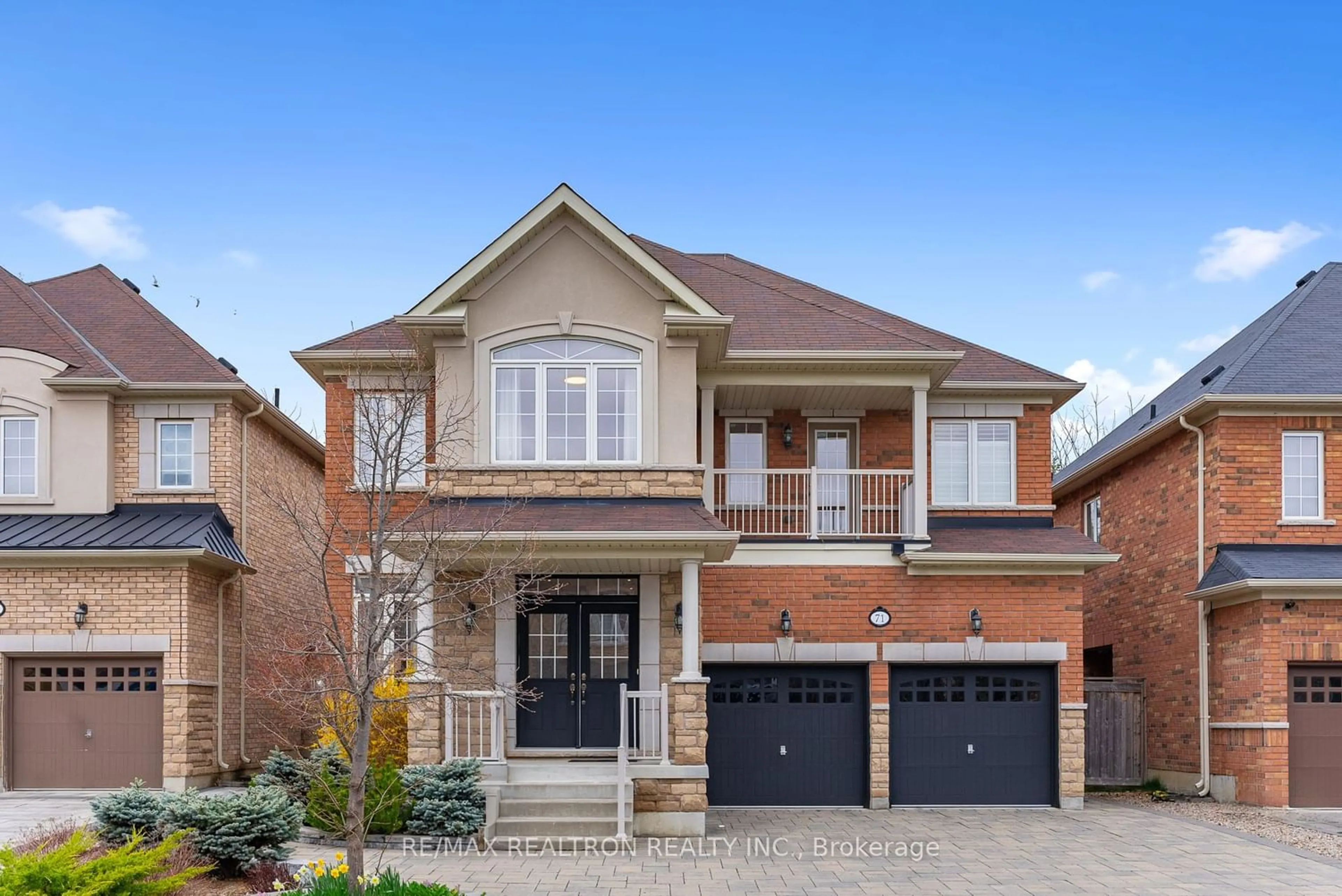 Home with brick exterior material for 71 Ironbark Crt, Vaughan Ontario L6A 4S6