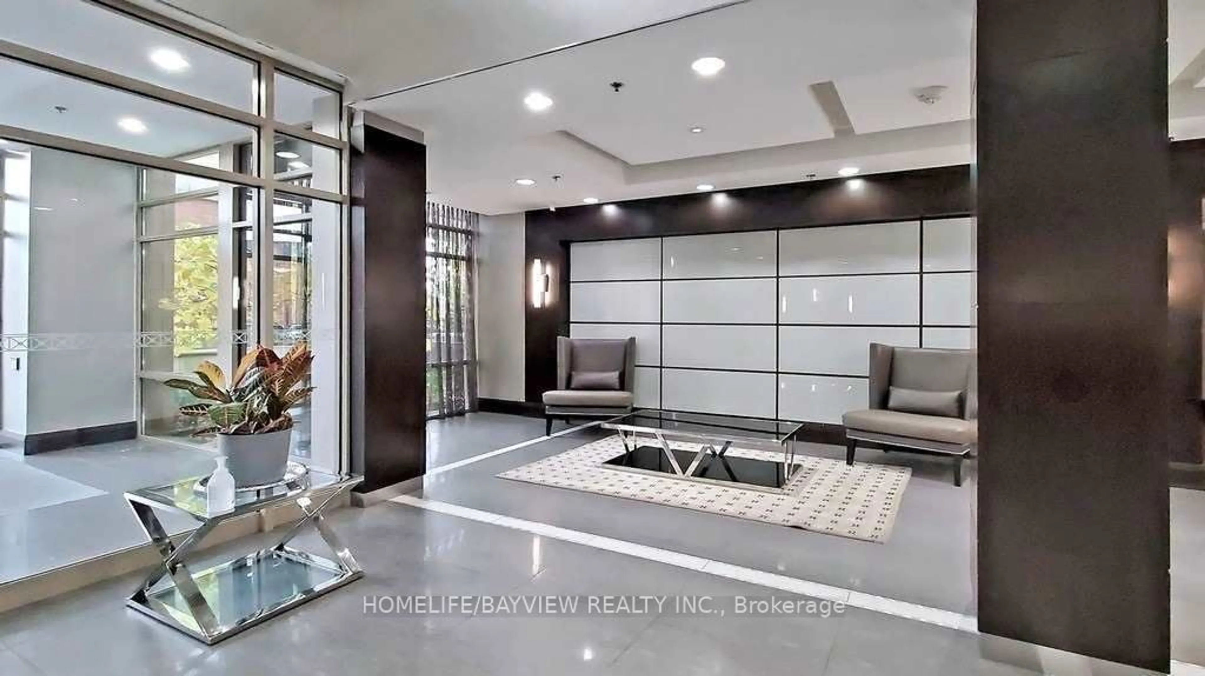 Indoor lobby for 73 King William Cres #810, Richmond Hill Ontario L4B 0C2
