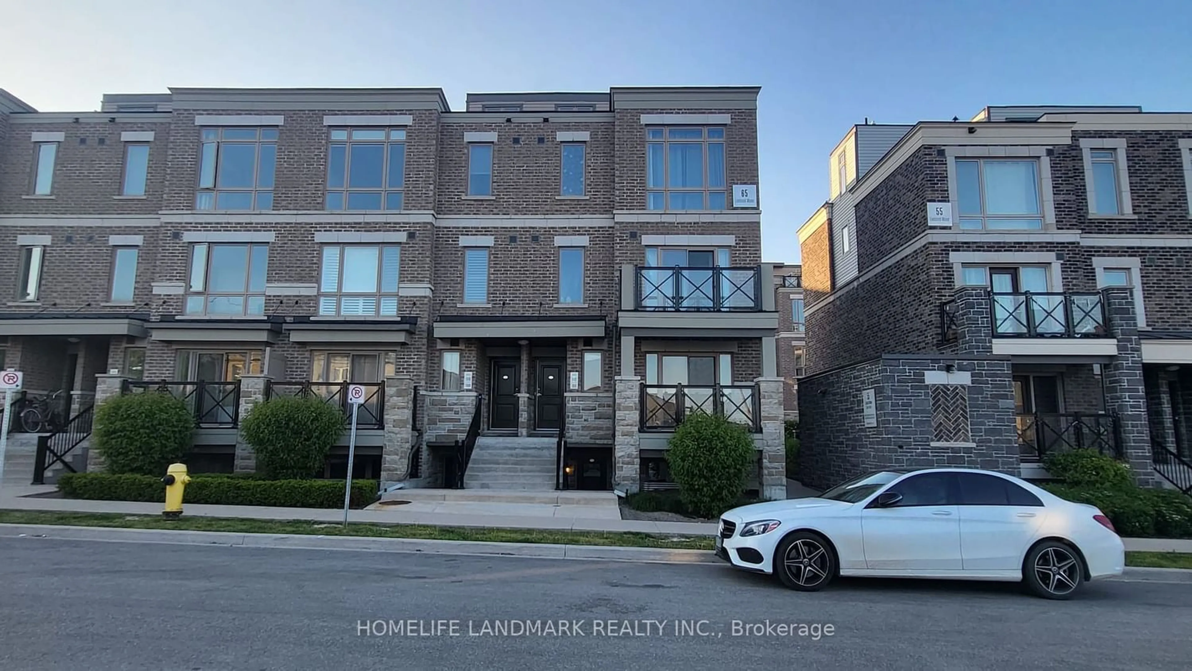 A pic from exterior of the house or condo for 65 Lindcrest Manr #1112, Markham Ontario L6B 1N3