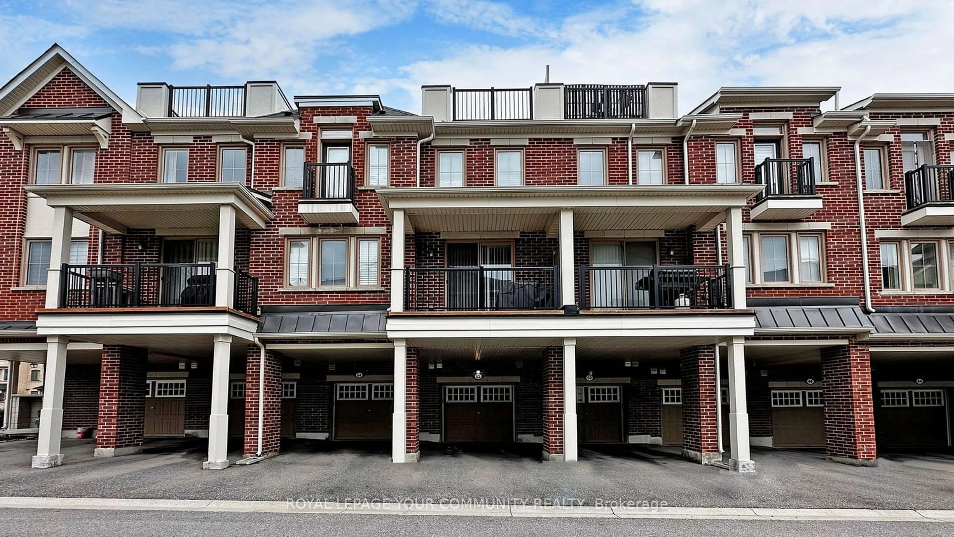 A pic from exterior of the house or condo for 52 Cornell Centre Blvd, Markham Ontario L6B 1N1