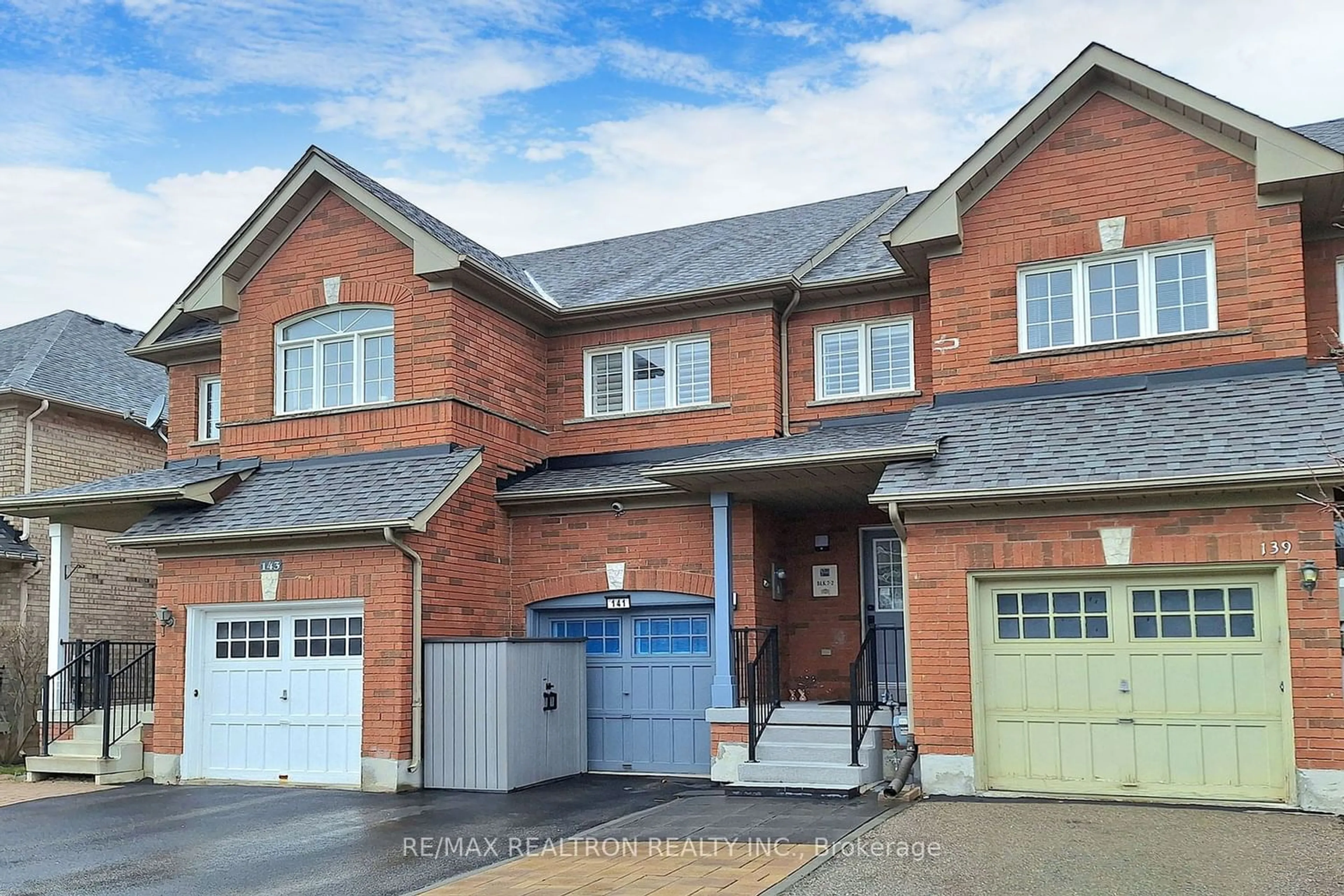Home with brick exterior material for 141 Amulet Cres, Richmond Hill Ontario L4S 2T5