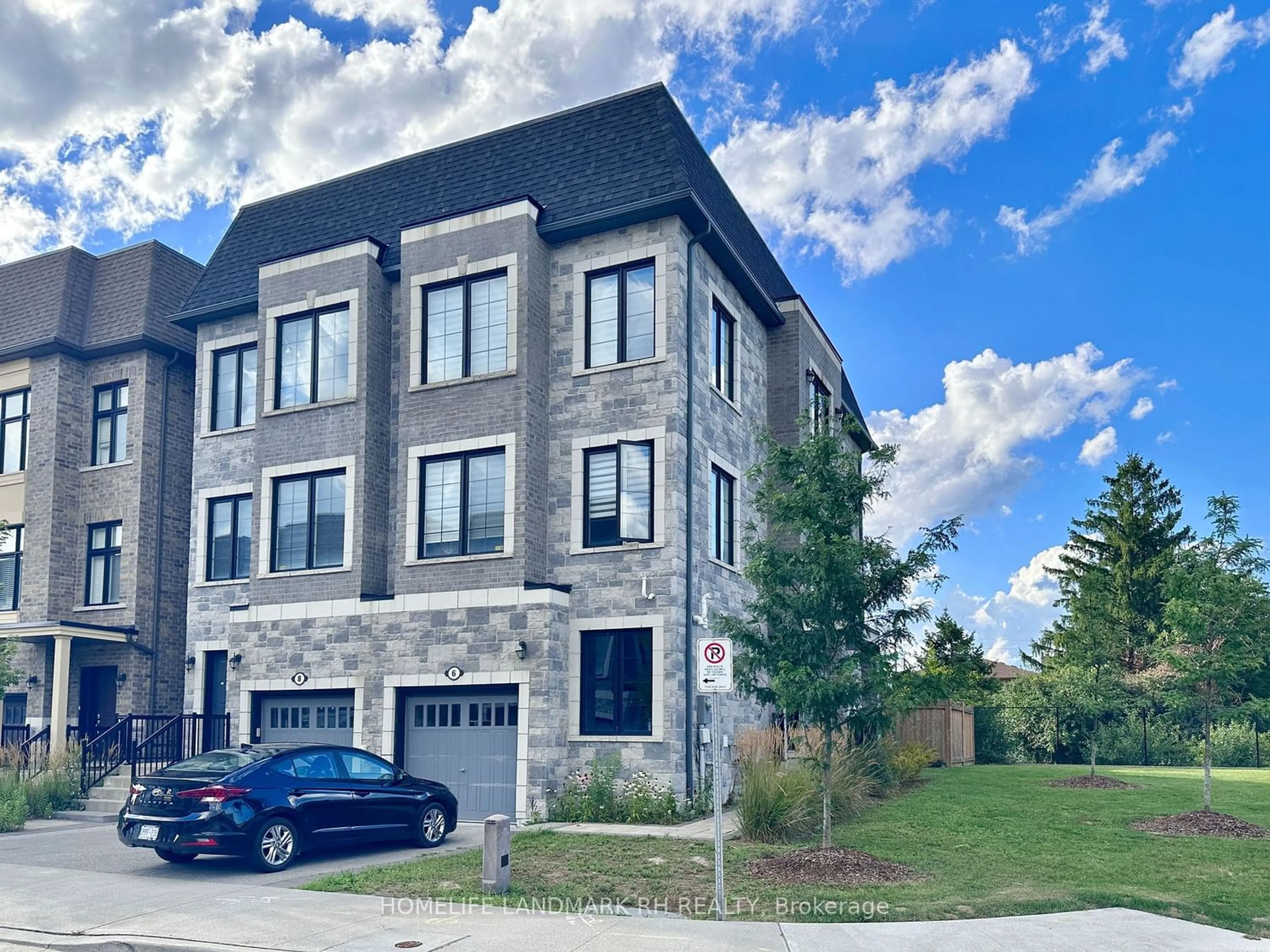 A pic from exterior of the house or condo for 6 Mcgurran Lane, Richmond Hill Ontario L4B 0G8