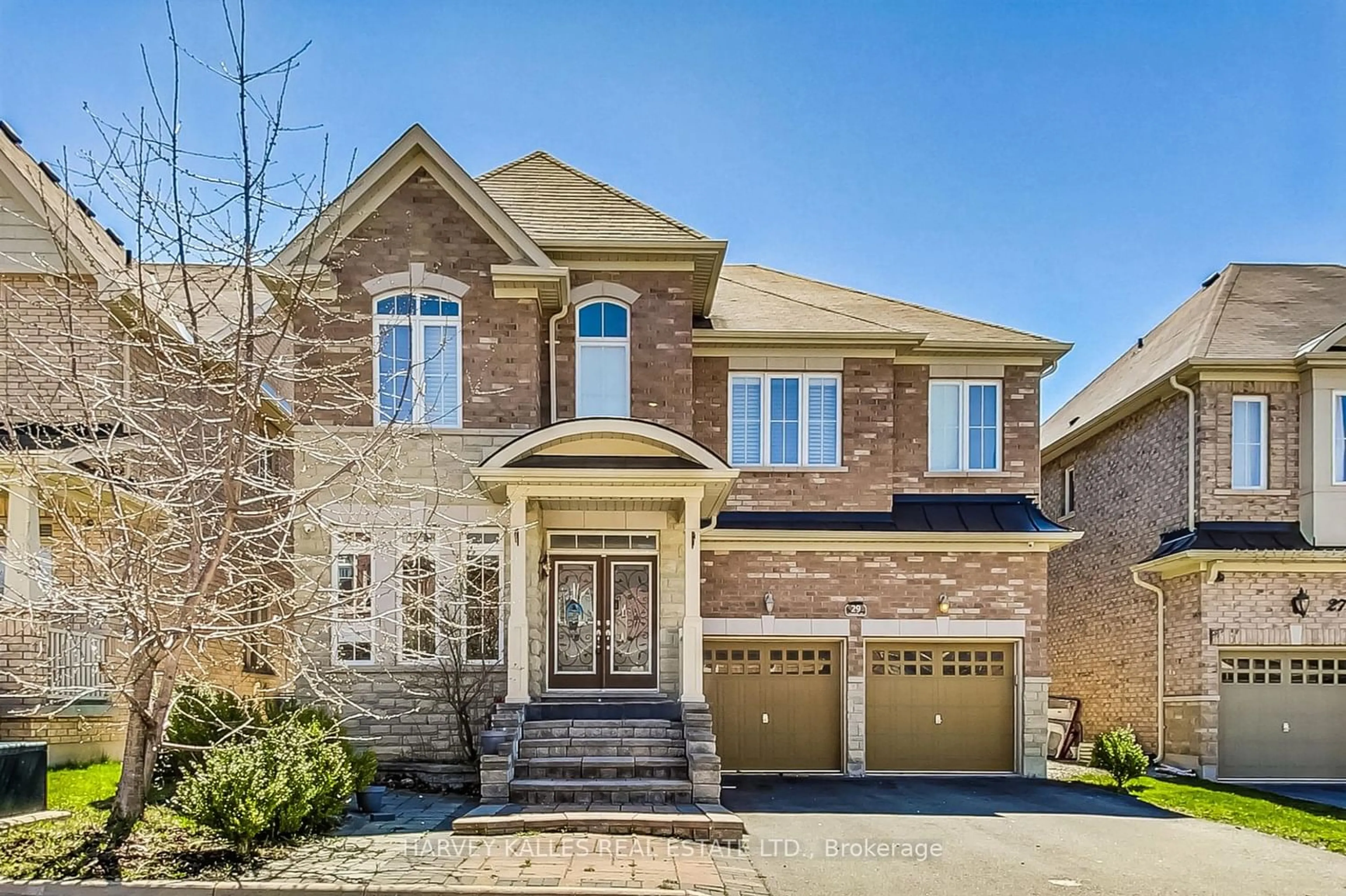 Home with brick exterior material for 29 Linacre Dr, Richmond Hill Ontario L4E 0W2