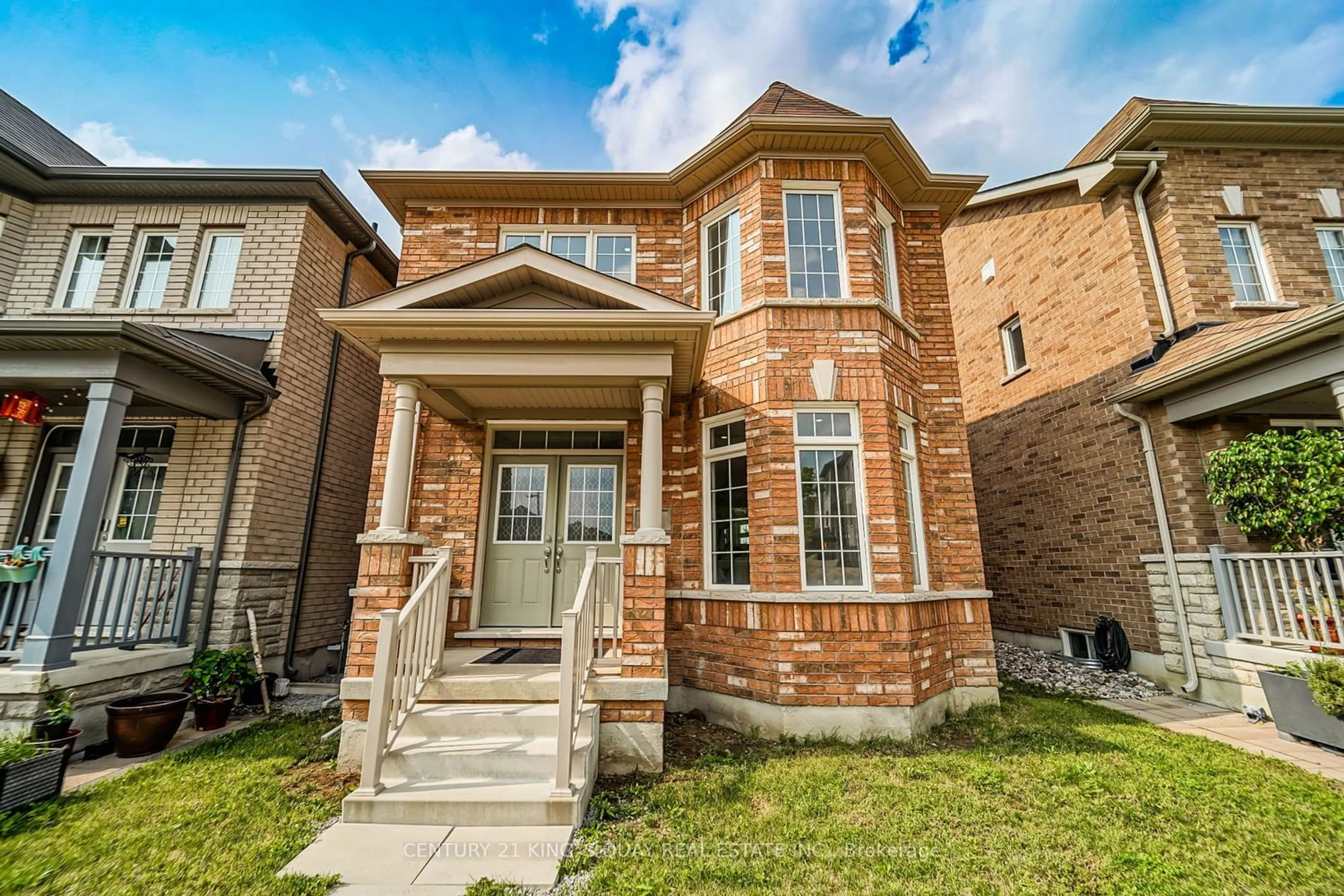 Home with brick exterior material for 7 Harvest Field Rd, Markham Ontario L6E 1N4