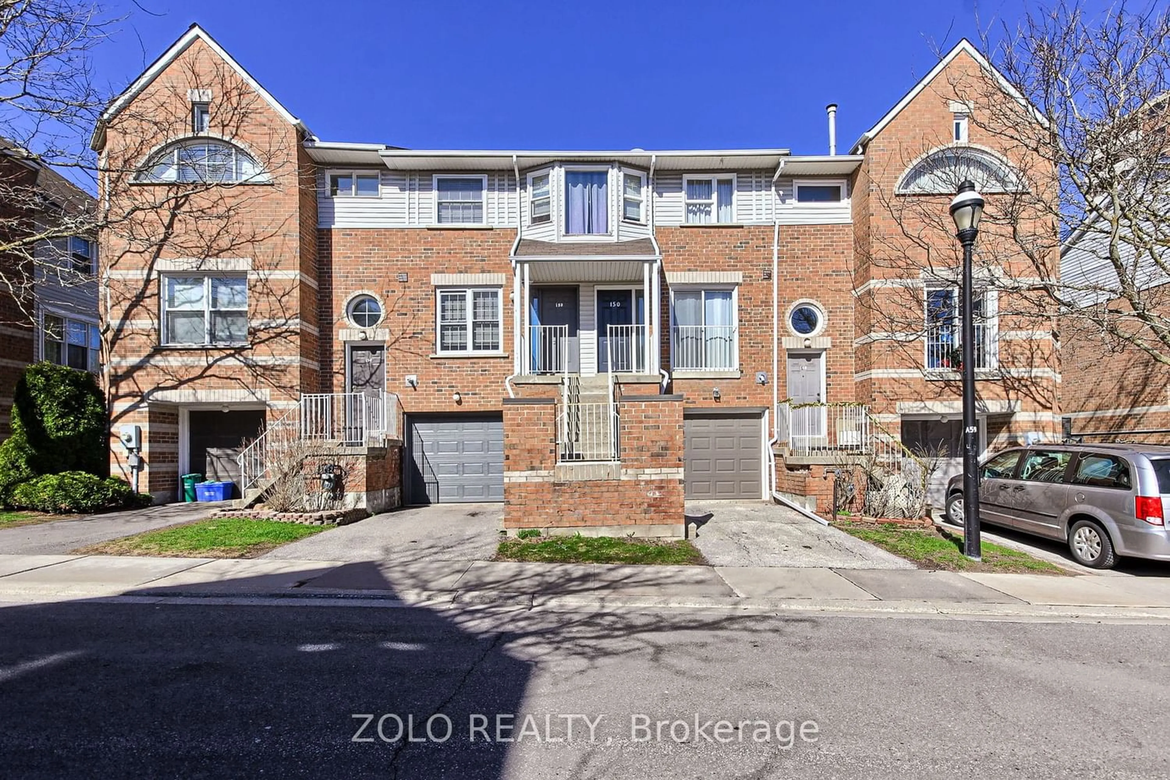 A pic from exterior of the house or condo for 150 Brandy Lane Way #20, Newmarket Ontario L3Y 8P7