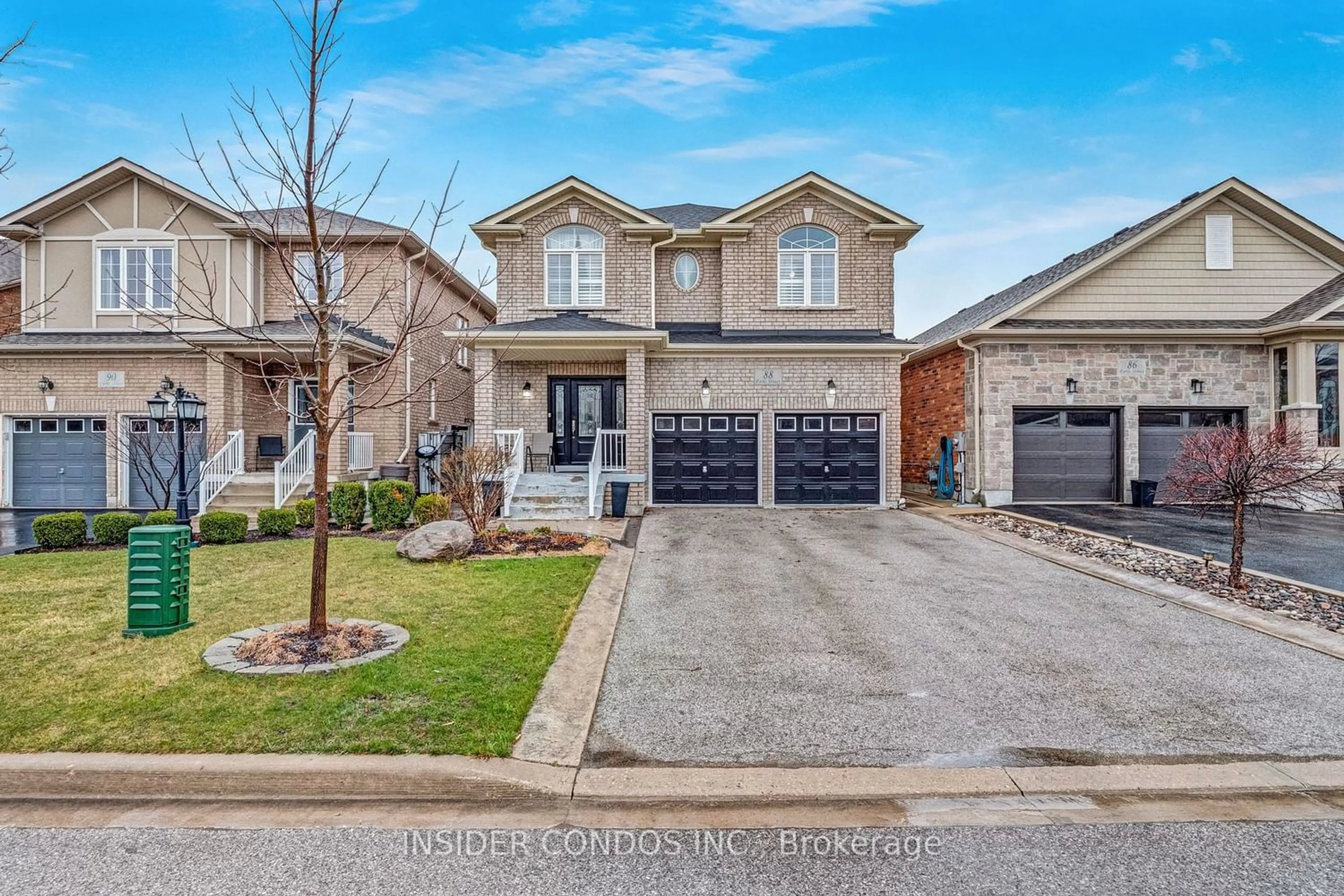 Frontside or backside of a home for 88 Faris St, Bradford West Gwillimbury Ontario L3Z 0C4