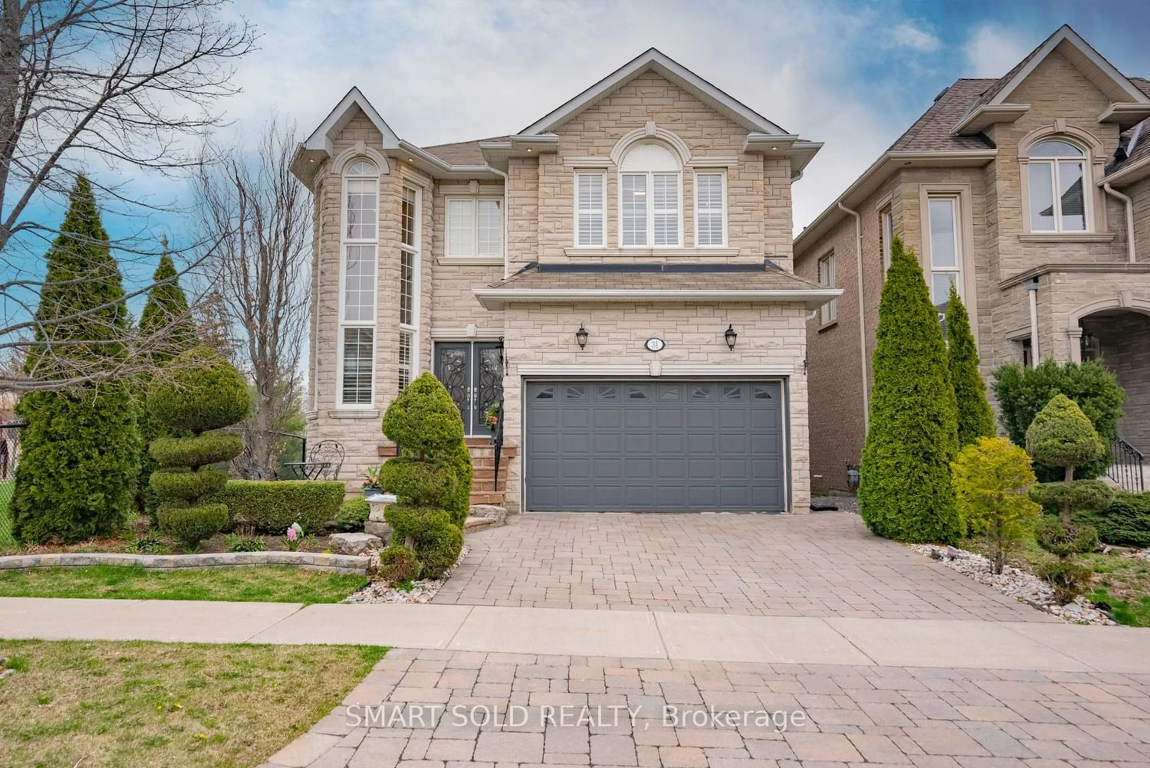 Home with brick exterior material for 31 Ridgestone Dr, Richmond Hill Ontario L4S 0A4