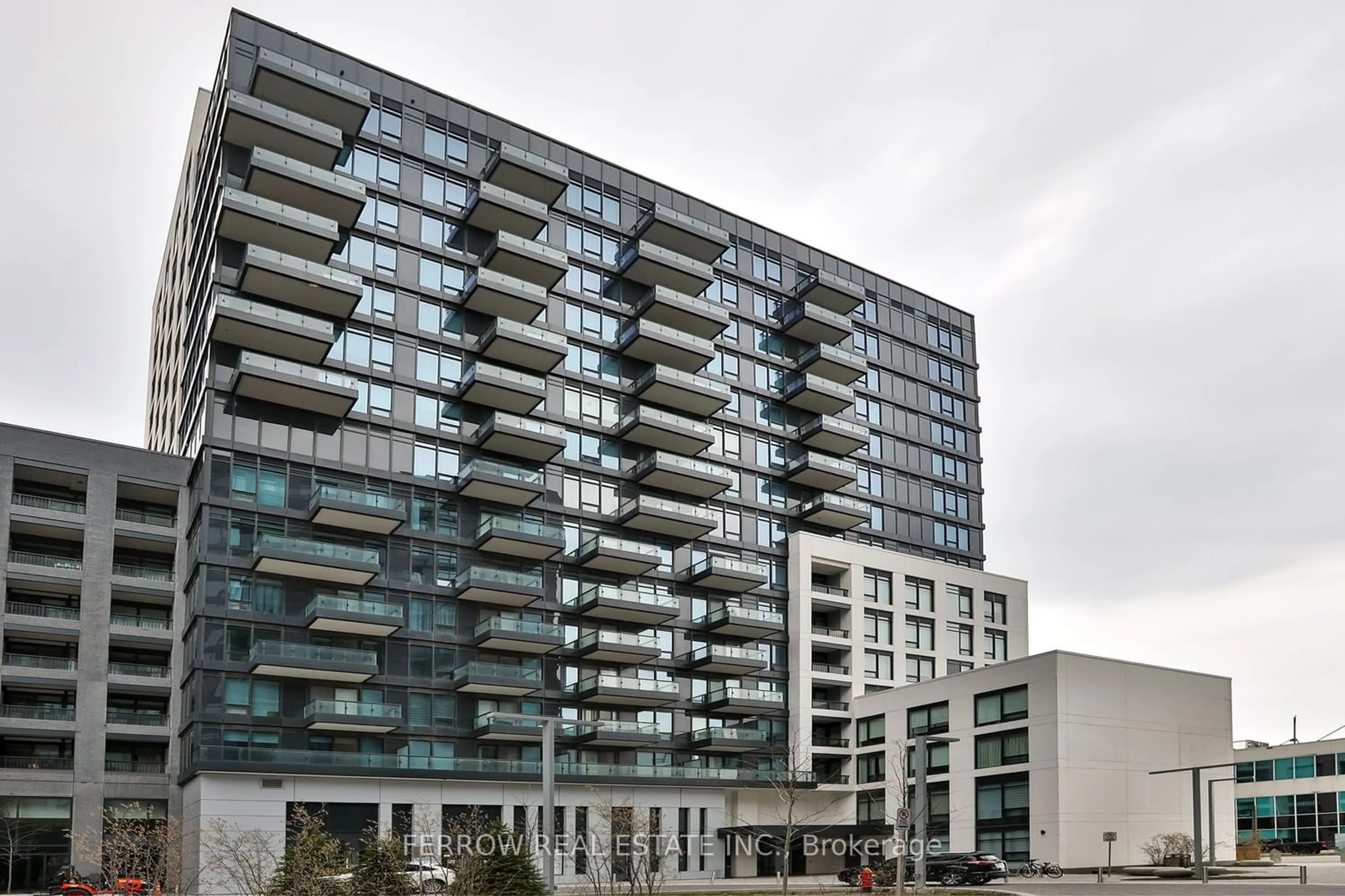A pic from exterior of the house or condo for 8868 Yonge St #501E, Richmond Hill Ontario L4C 1Z8