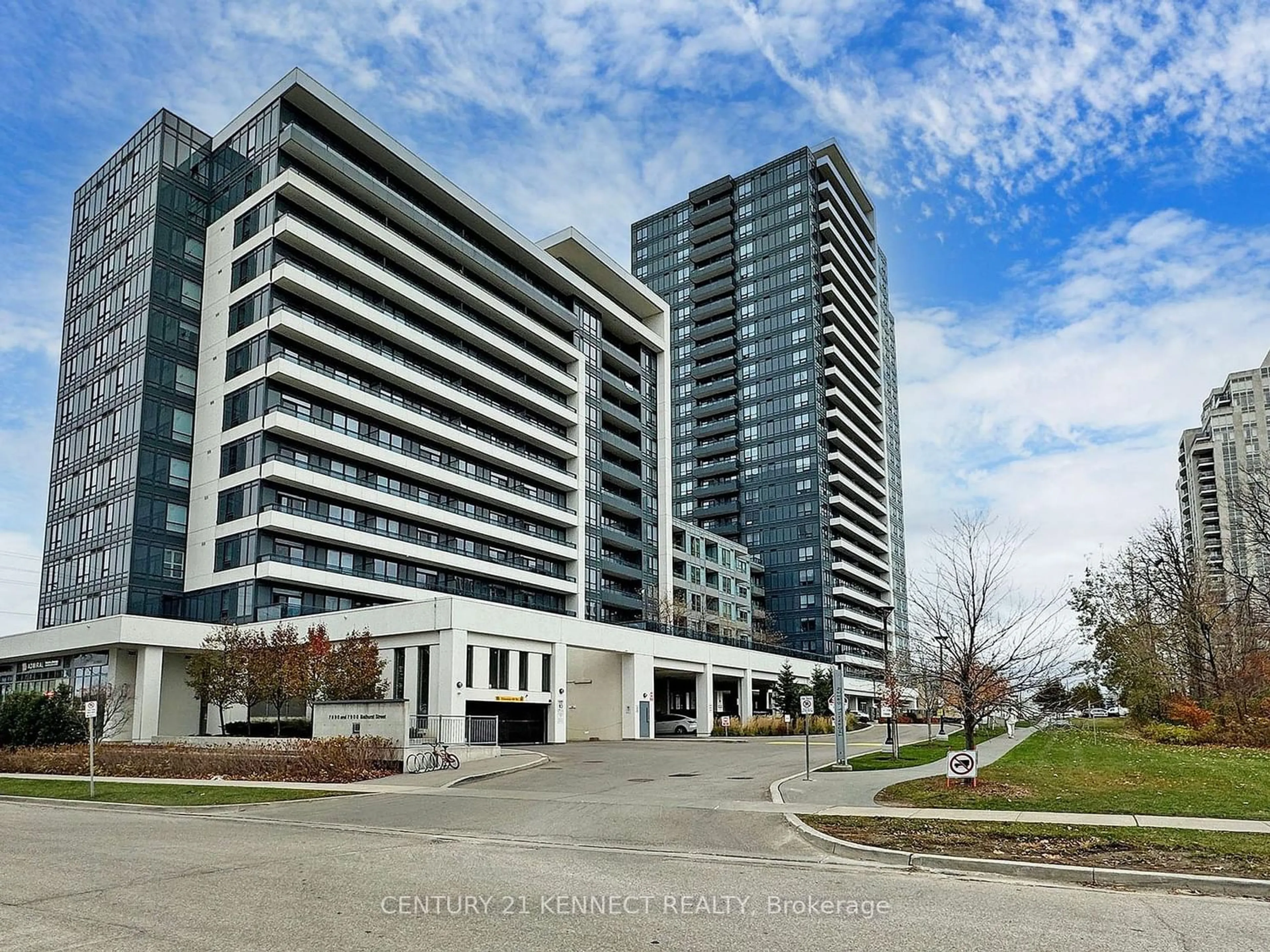 A pic from exterior of the house or condo for 7890 Bathurst St #2311, Vaughan Ontario L4J 0J8