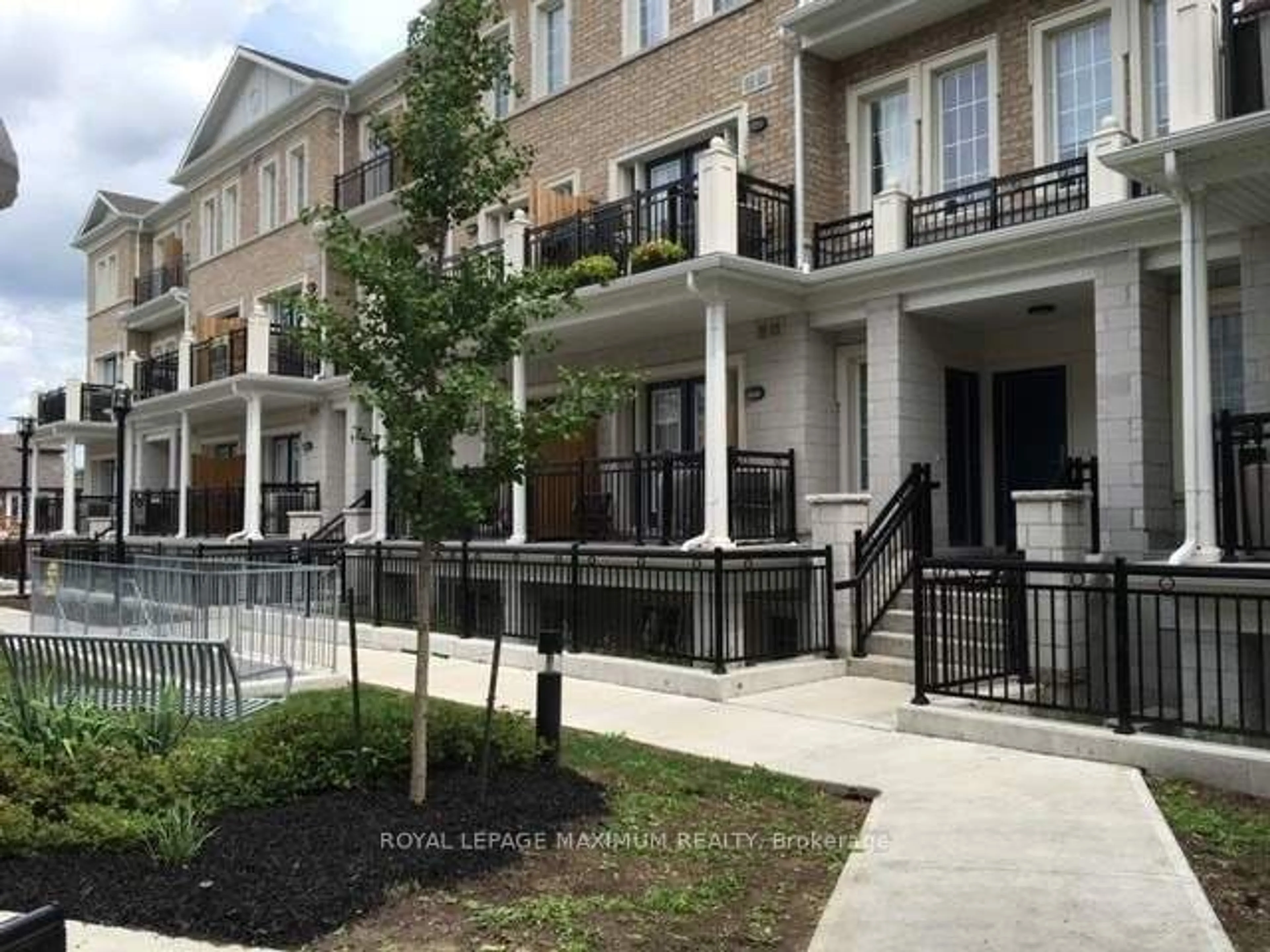 A pic from exterior of the house or condo for 26 Bruce St #C10, Vaughan Ontario L4L 0H4