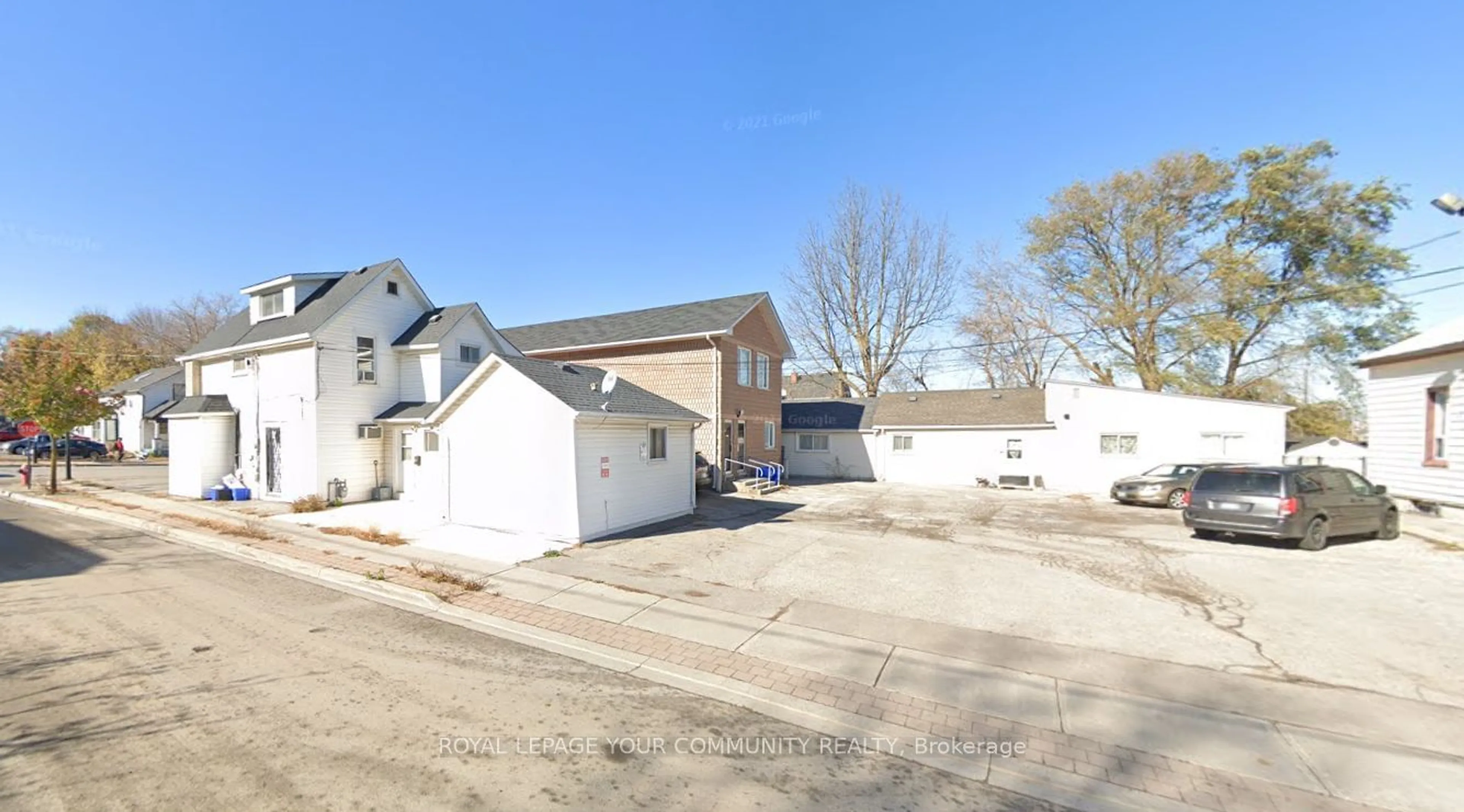 Unknown for 21 Main St, Newmarket Ontario L3Y 3Y1