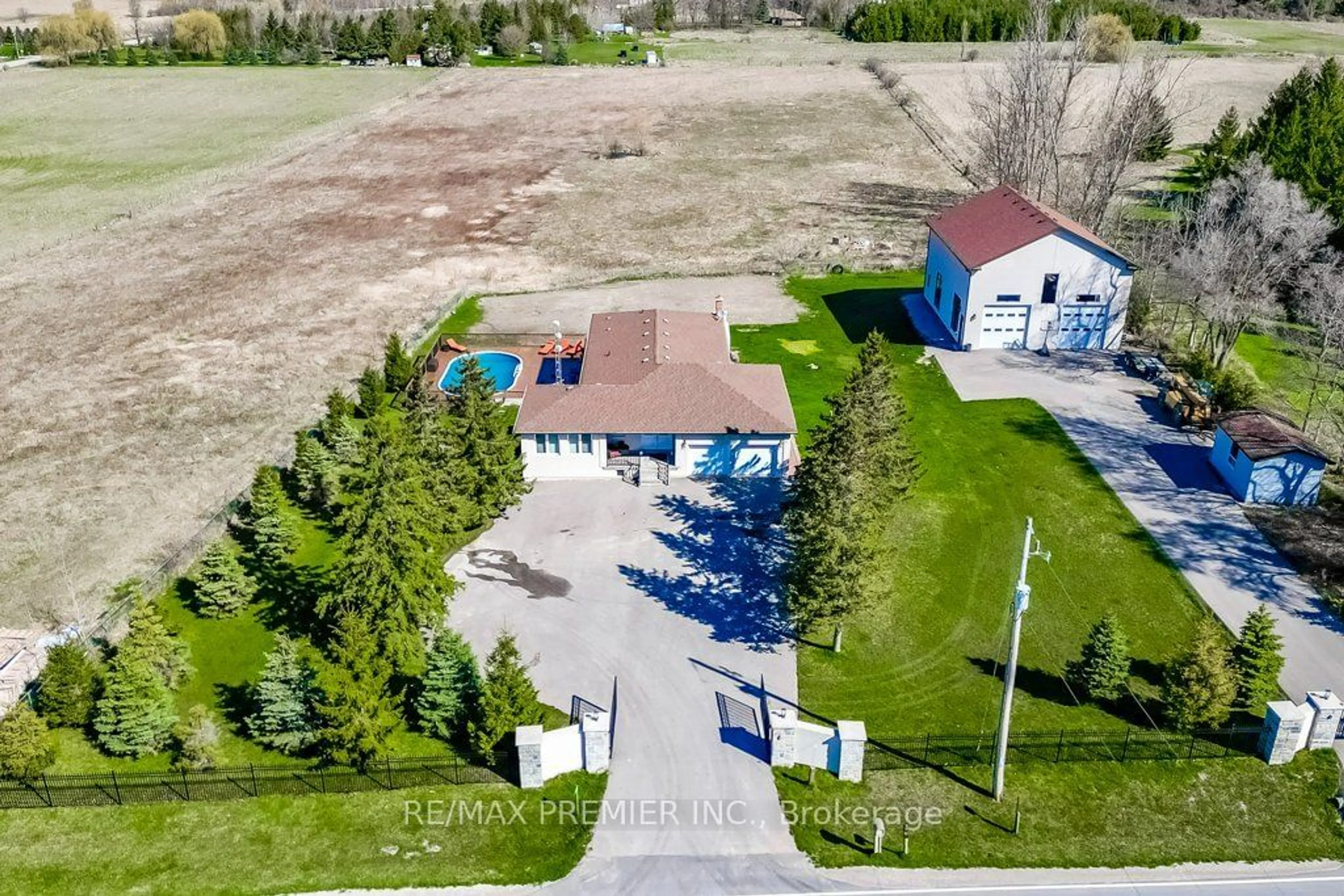 Frontside or backside of a home for 5400 Third Line, New Tecumseth Ontario L0G 1W0