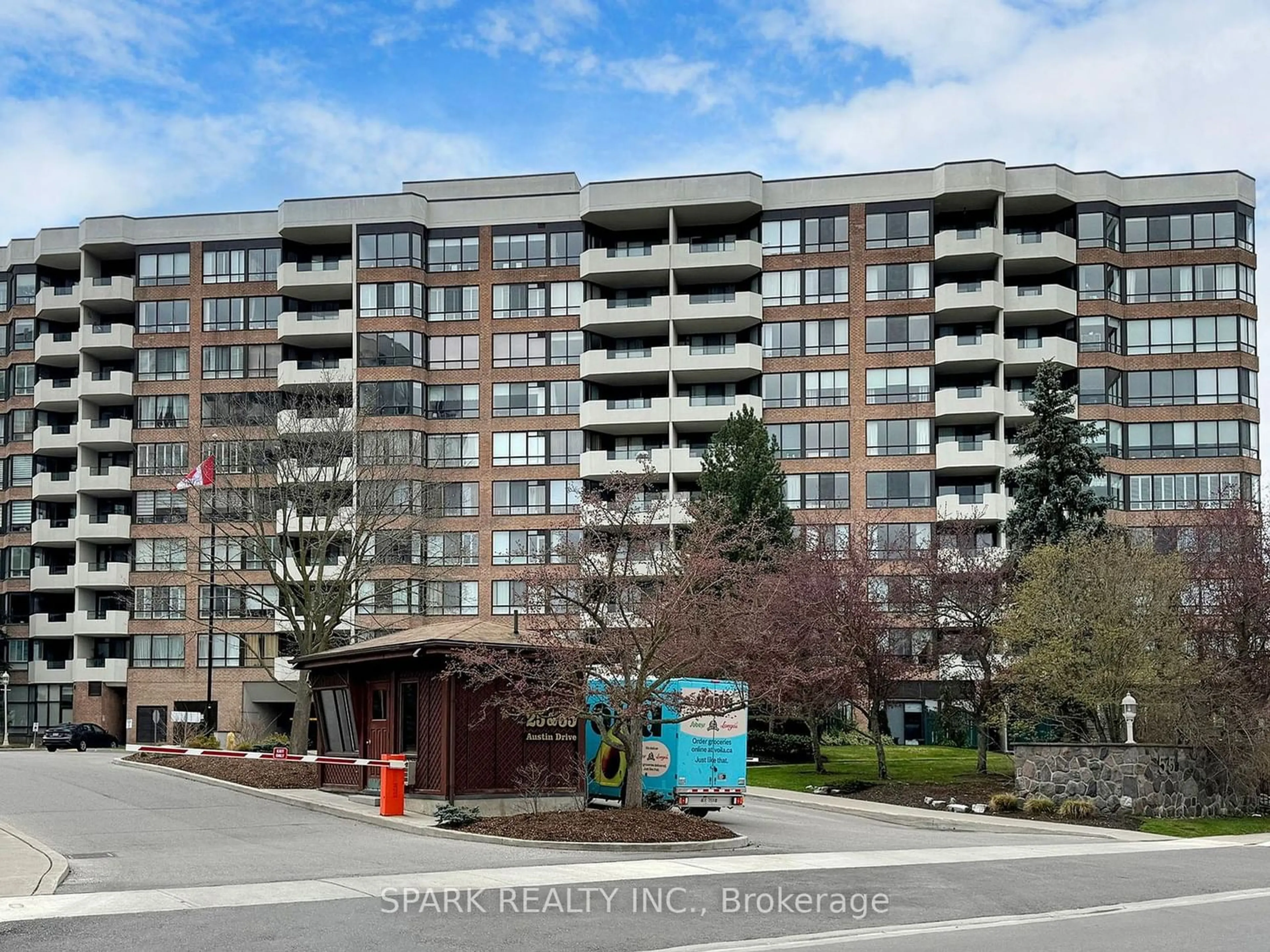 A pic from exterior of the house or condo for 55 Austin Dr #607, Markham Ontario L3R 8H5