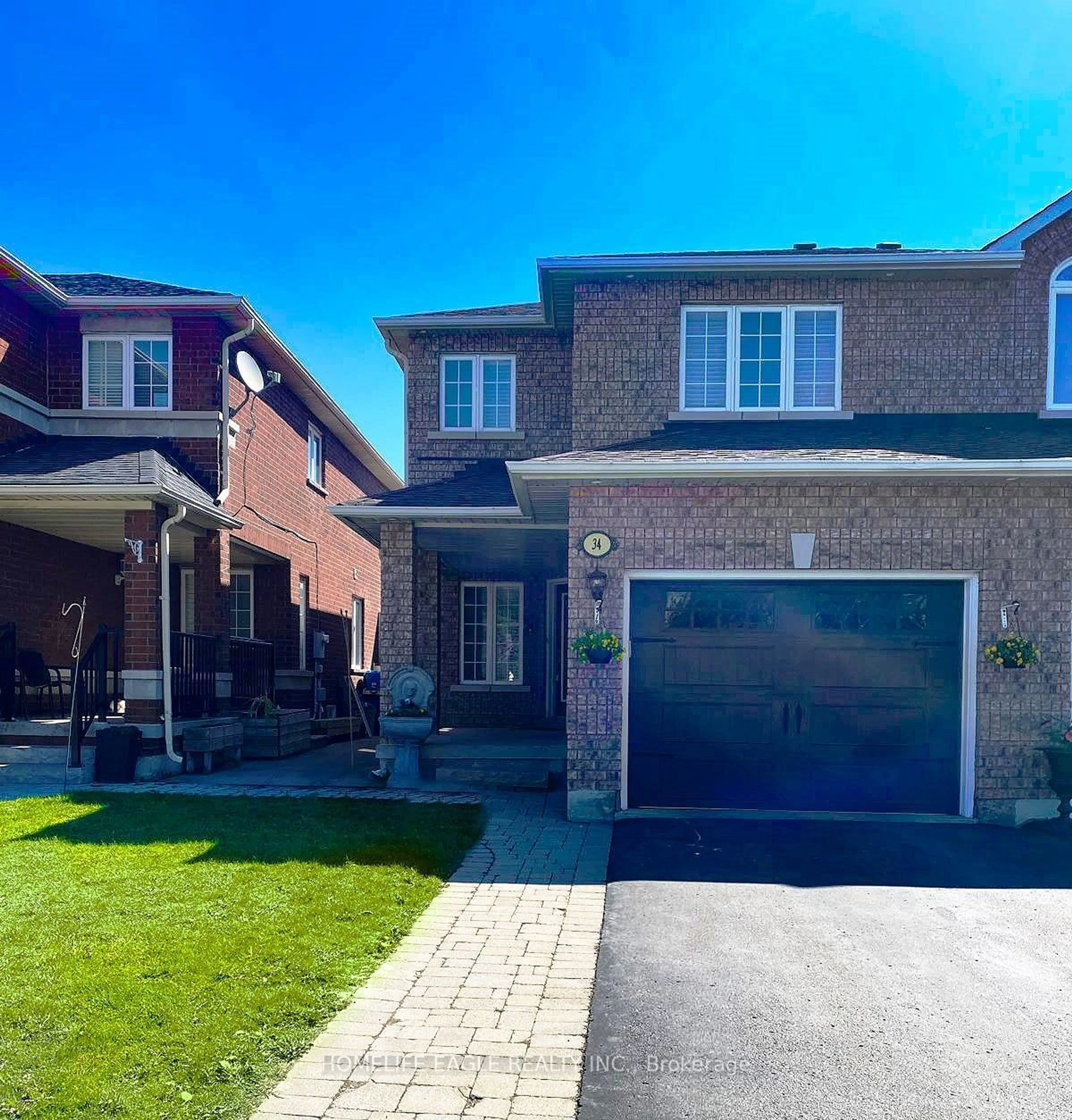 Frontside or backside of a home for 34 Kalmar Cres, Richmond Hill Ontario L4E 3Z3