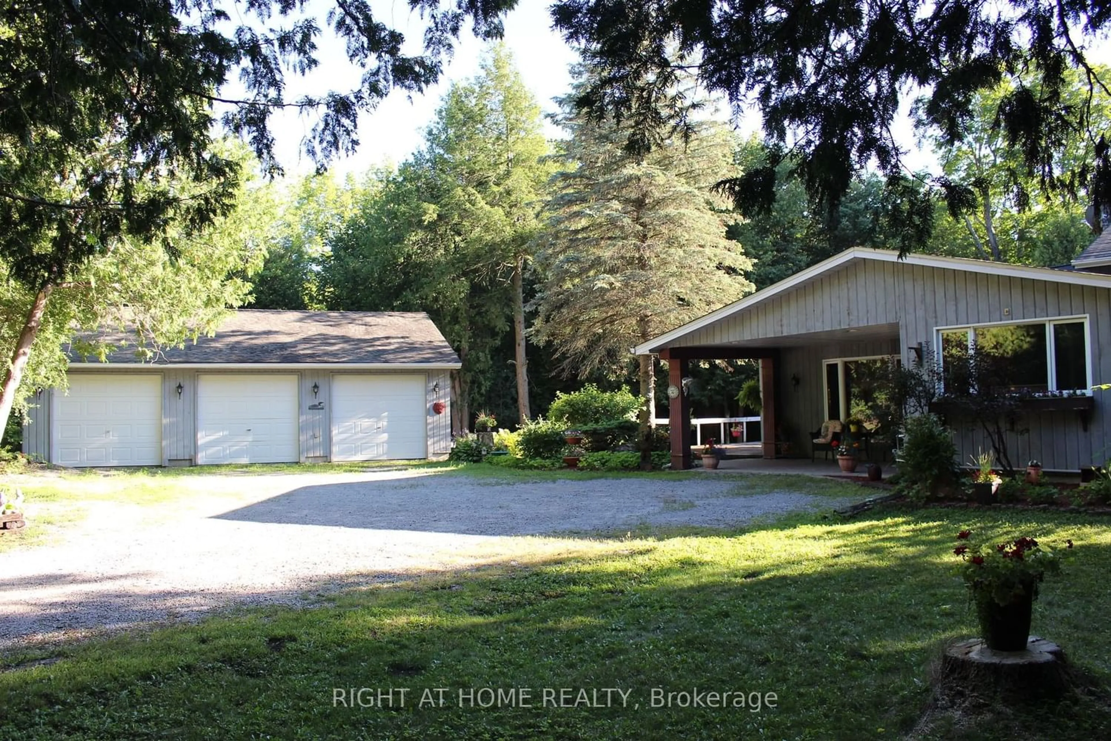 Frontside or backside of a home for C16800 18 Side Road Sdrd, Brock Ontario L0C 1H0