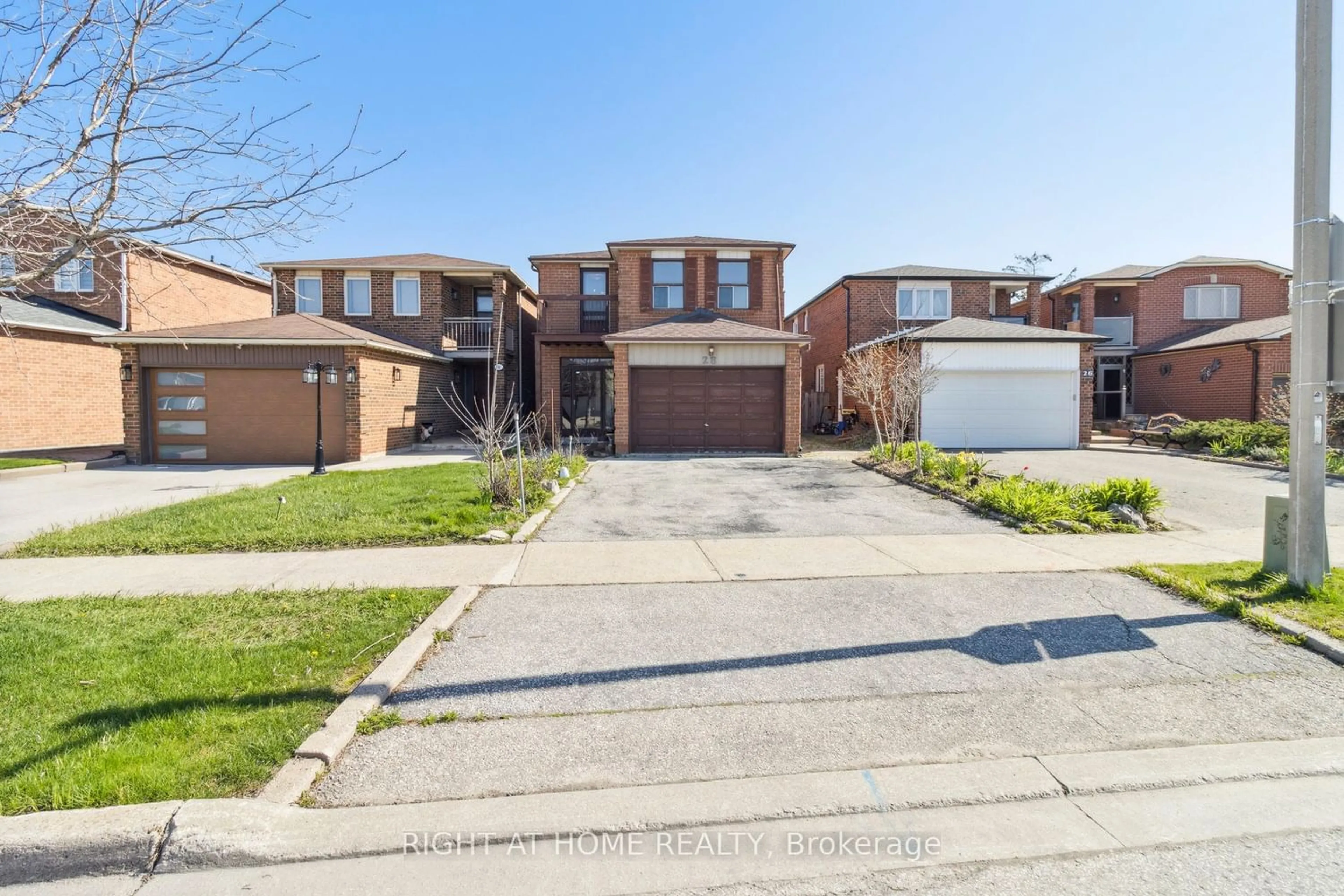 Frontside or backside of a home for 28 Terra Rd, Vaughan Ontario L4L 3J4