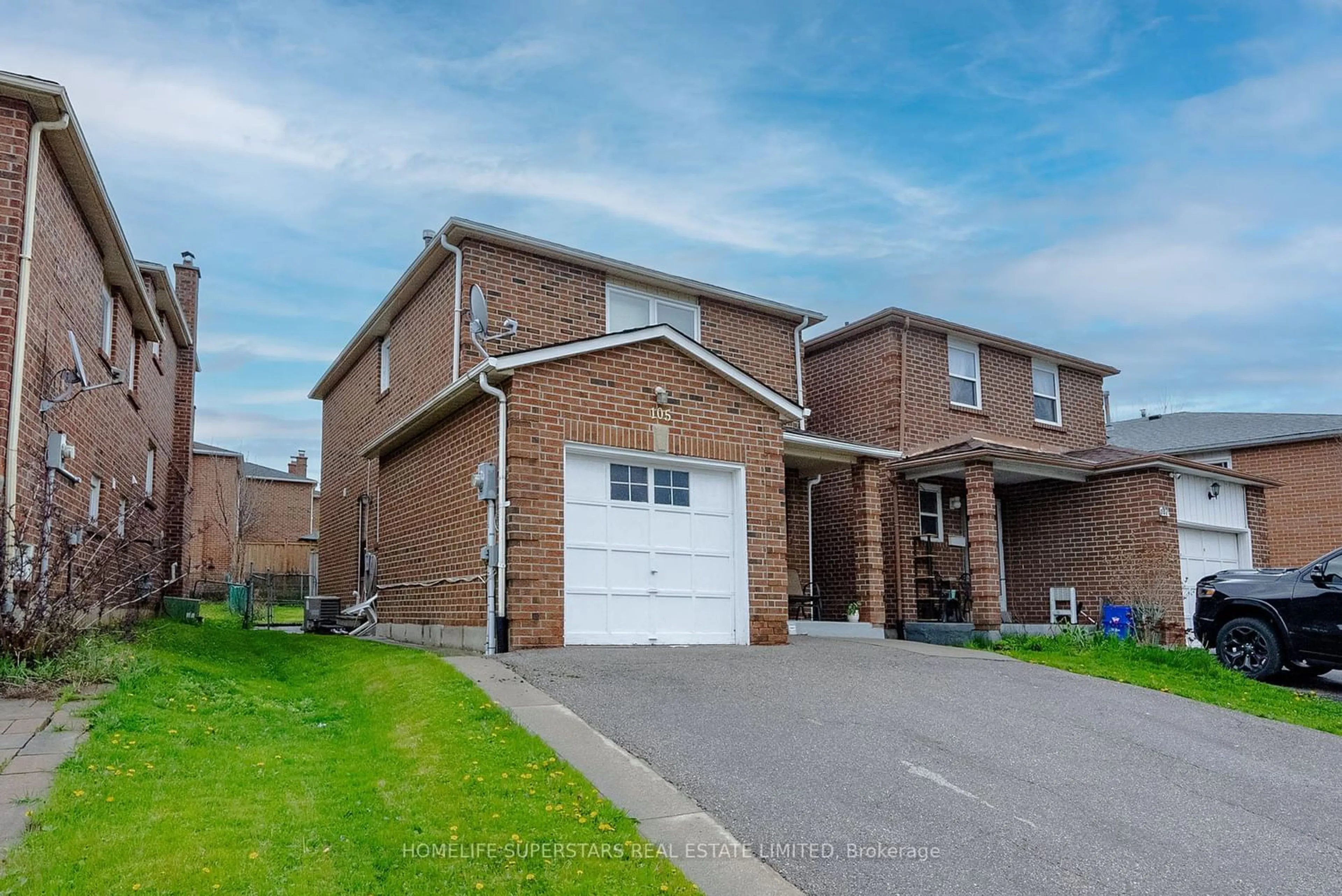 Frontside or backside of a home for 105 Tall Grass Tr, Vaughan Ontario L4L 3J3